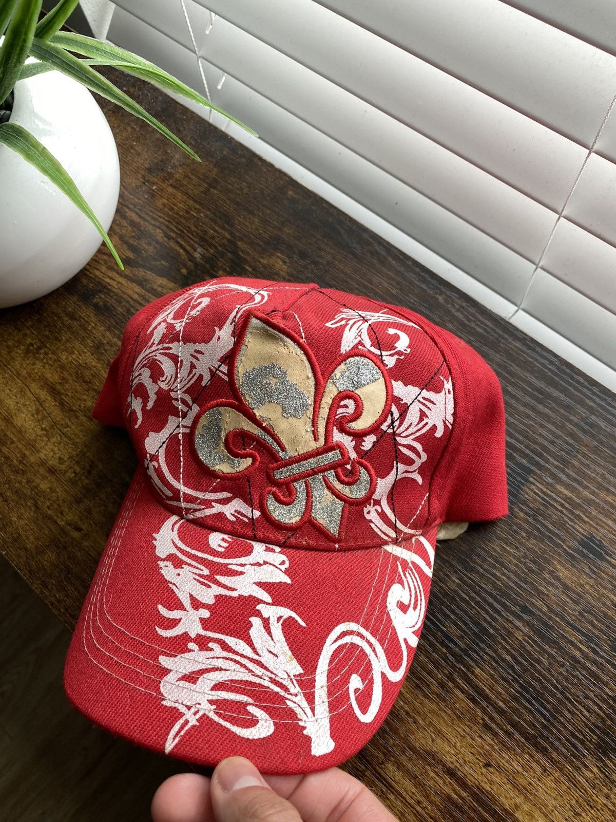 Vintage Y2K Fleur De Lis Hat Size ONE SIZE - 2 Thumbnail