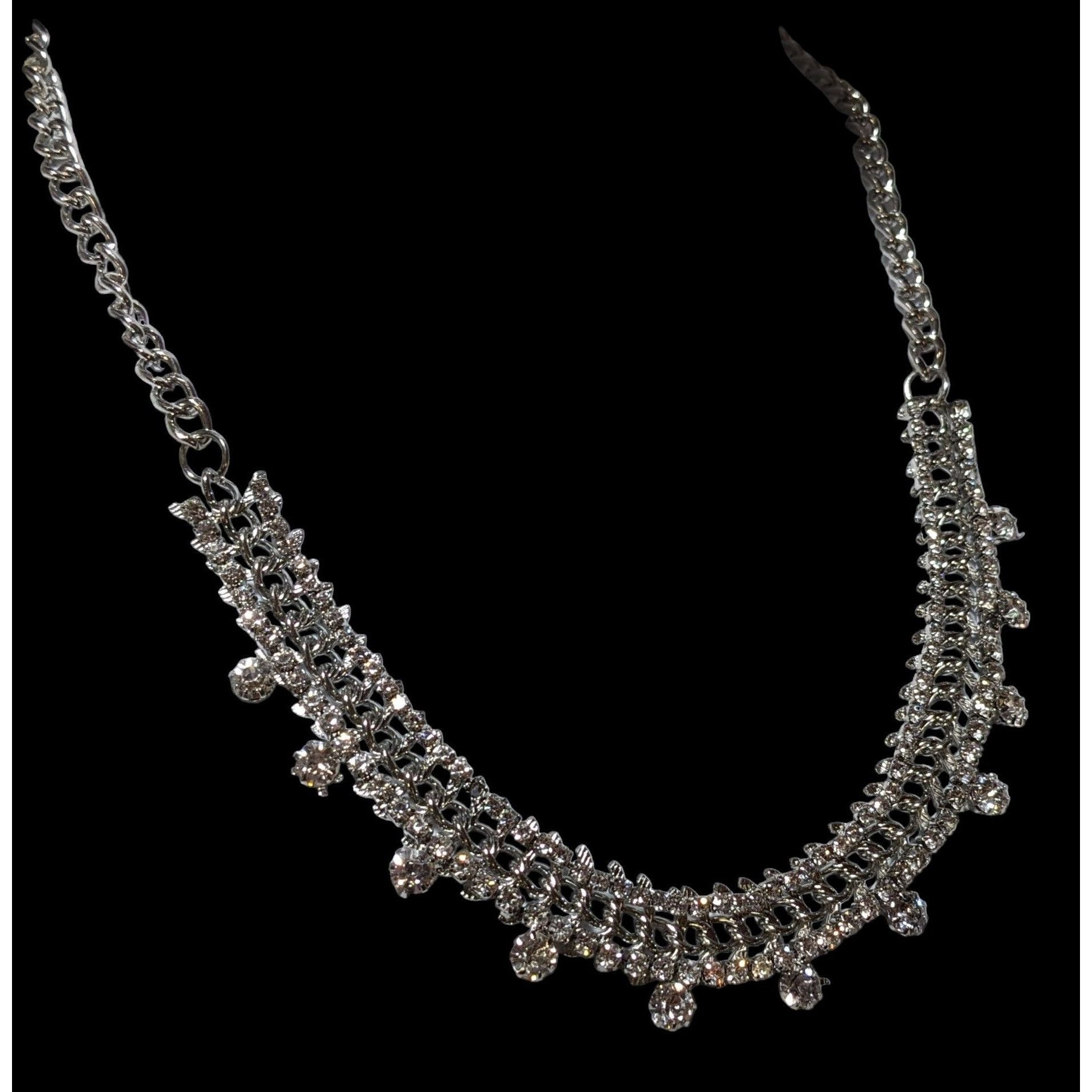 Other Elegant Silver Rhinestone Statement Necklace Size ONE SIZE - 3 Thumbnail