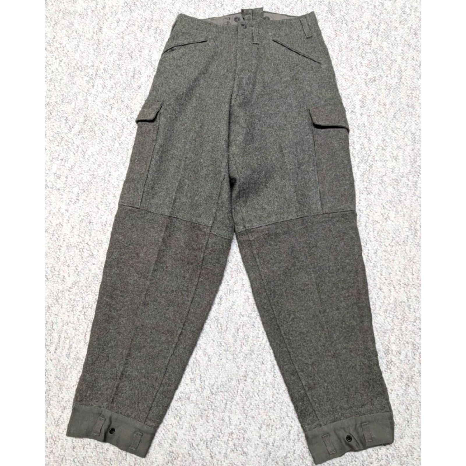 Vintage VINTAGE Swedish Army Pants Wool 28x30 Green Cargo Men Wool Pants 28x30 Sweden Military WWII Size US 28 / EU 44 - 4 Thumbnail