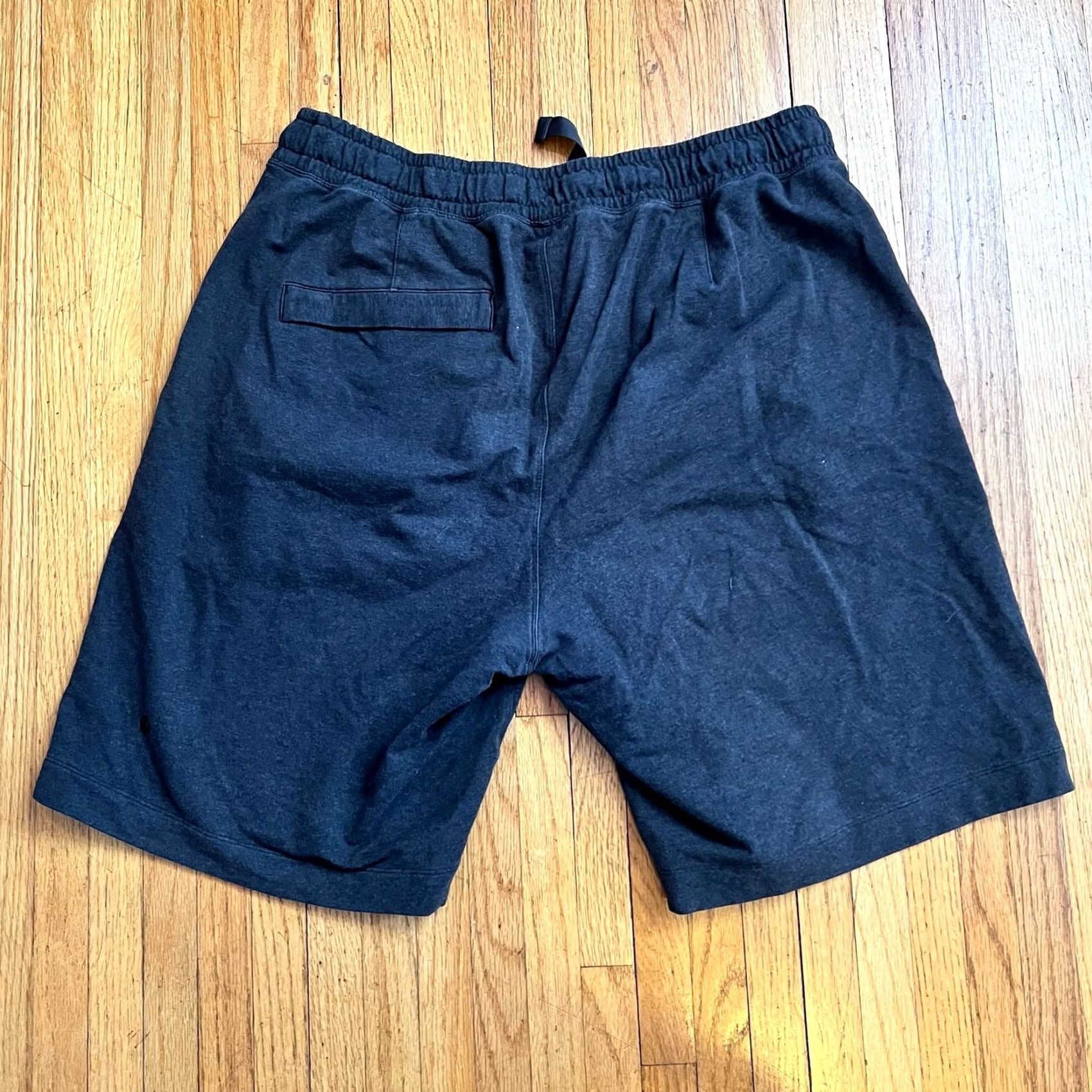 Lululemon Lululemon Shorts Mens Large Gray Rise Sweat Shorts Regular L Athletic Men Gray Mens Size US 33 - 4 Thumbnail
