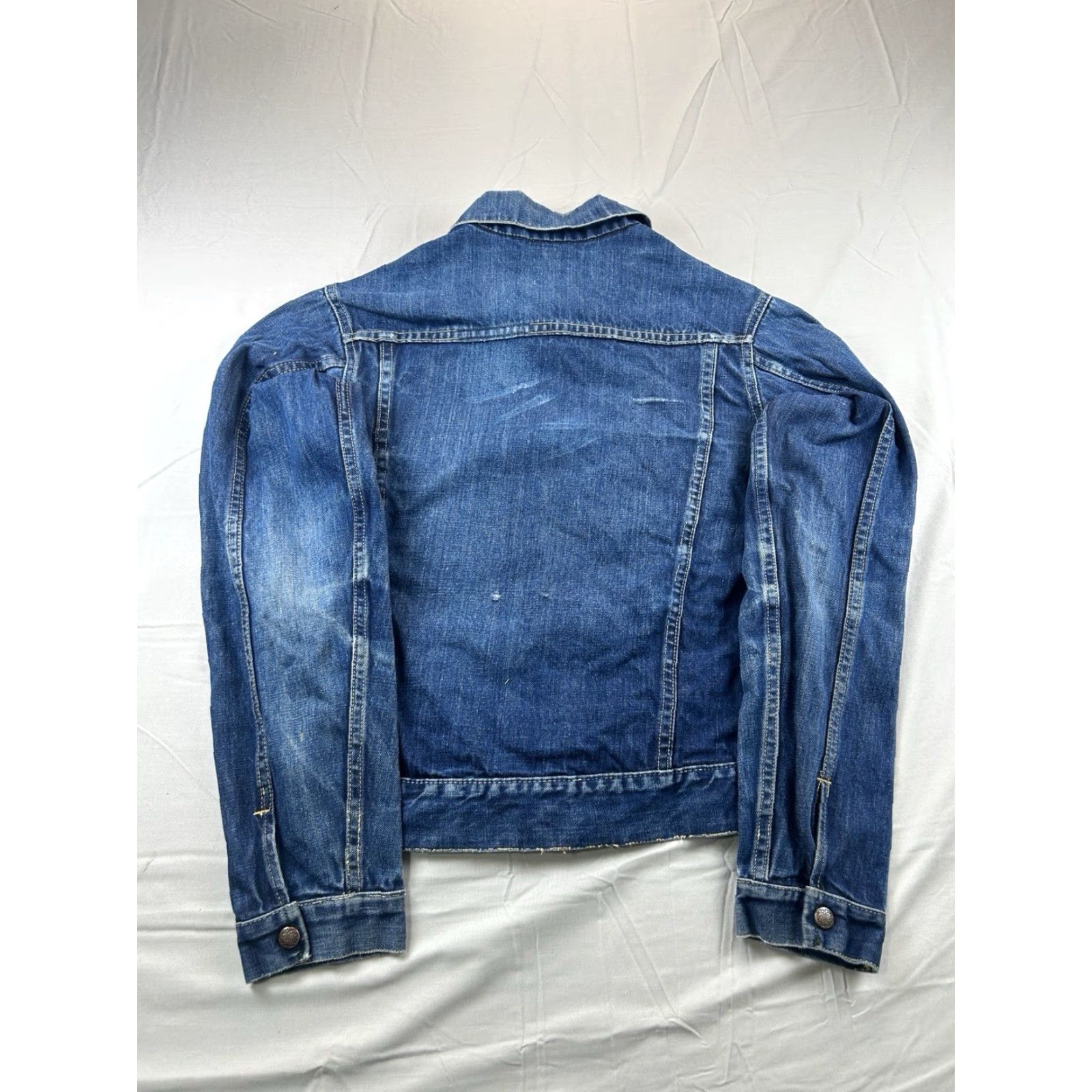 Sears VINTAGE Sears Denim Jacket USA 38 Women’s Denim Trucker Snap Blue Cotton Regular Snap Jacket Women USA Made Mens? (Note: The original specifies Women) Size XS / US 0-2 / IT 36-38 - 2 Thumbnail