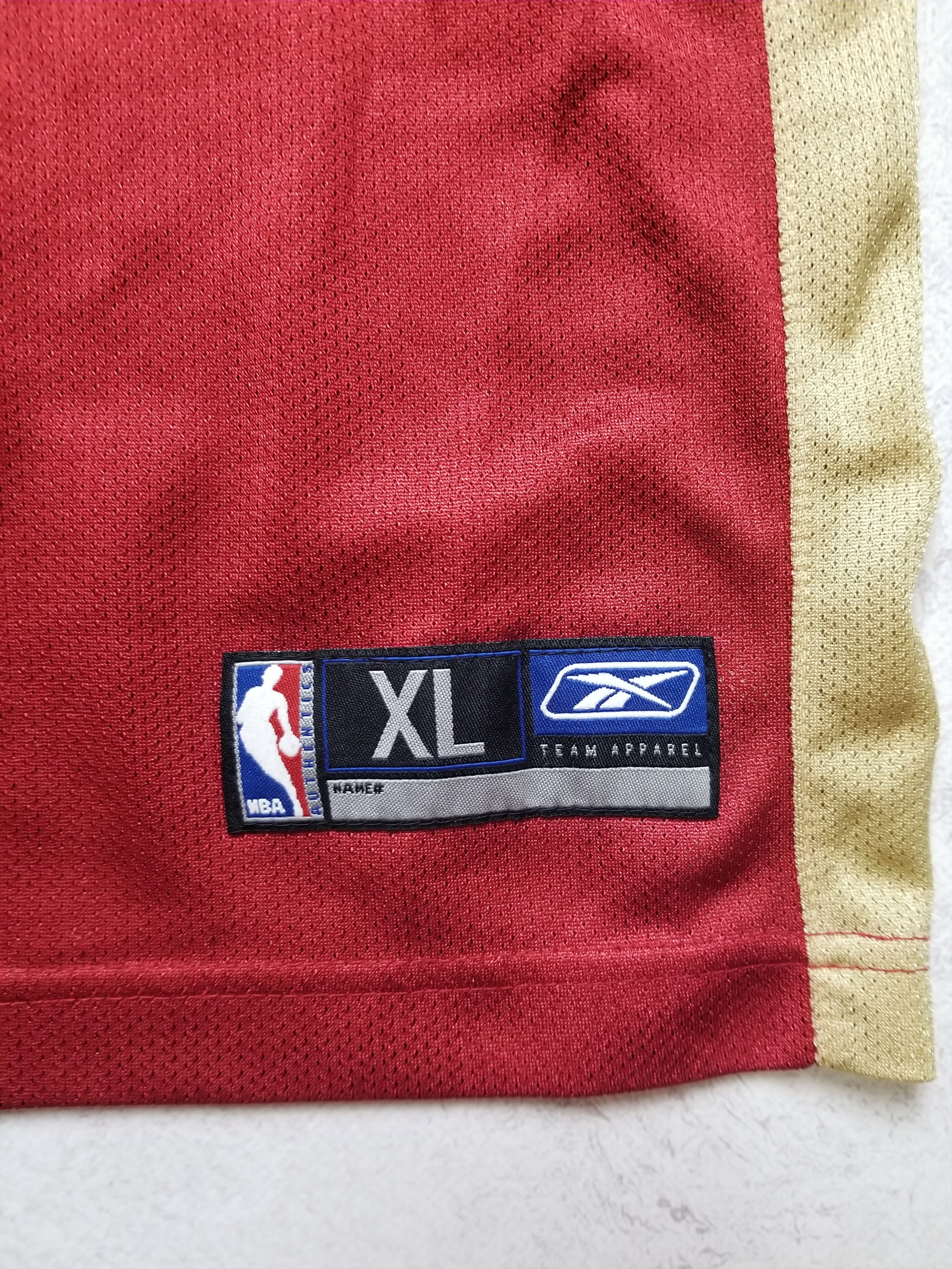Reebok VTG Lebron James Cleveland Cavaliers NBA Jersey Youth XL Size US XS / EU 42 / 0 - 10 Thumbnail