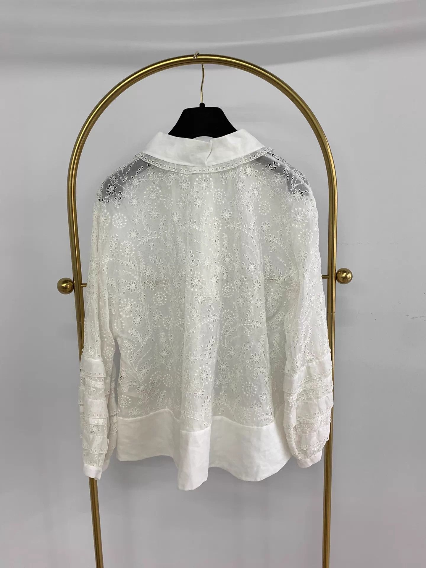 Valentino Valentino White Cutout Shirt 42 Size M / US 6-8 / IT 42-44 - 3 Thumbnail