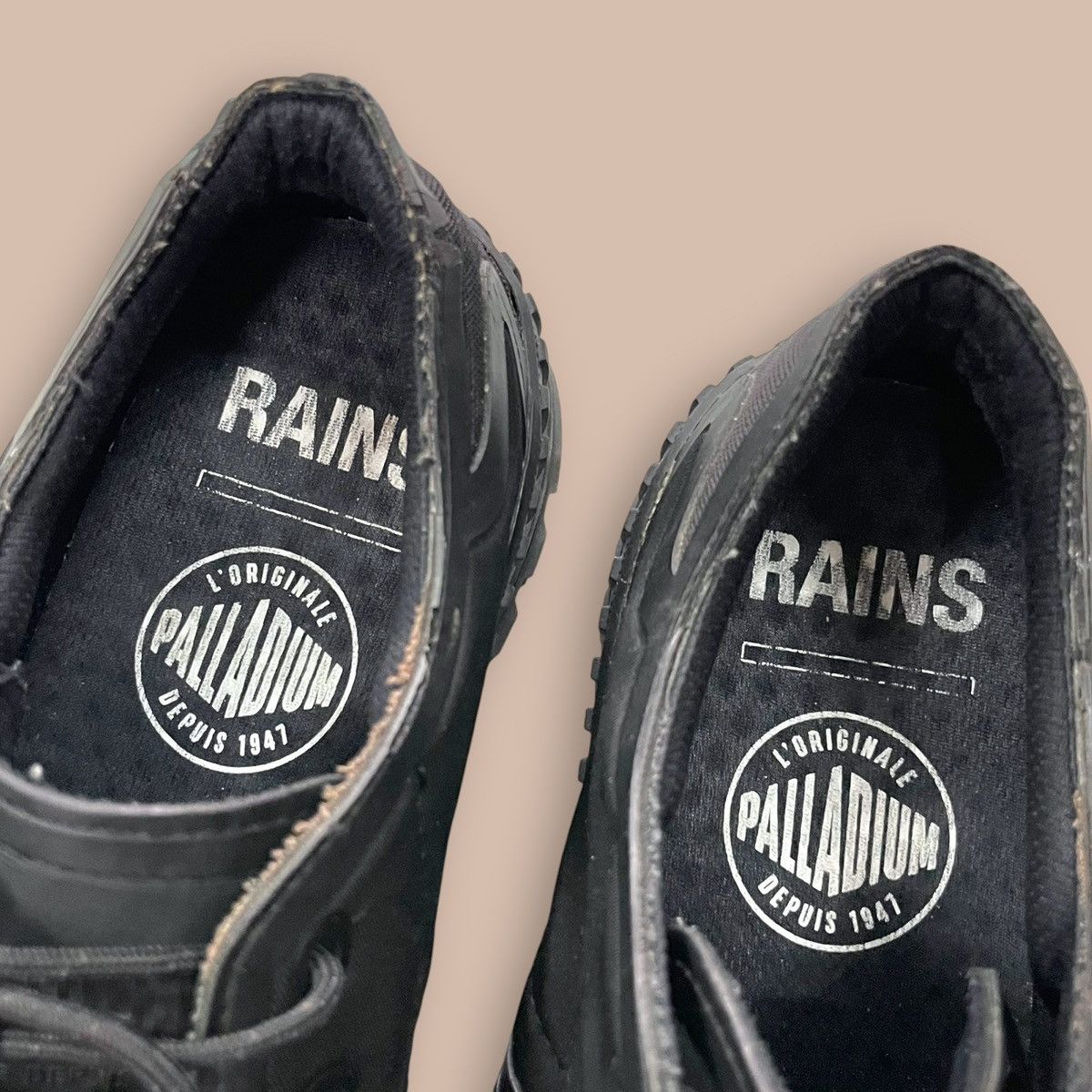 Palladium Palladium x Rains - Pallashock HKR Rains Black Size US 9 / EU 42 - 16 Thumbnail