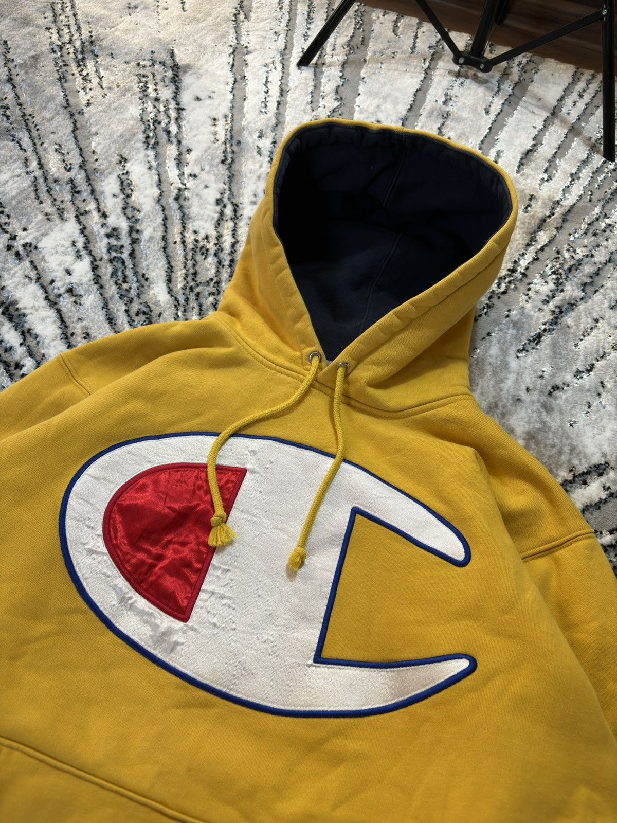 Champion × Supreme Supreme x Champion Satin Big Logo Hoodie Jacket SS17 Size L Size US L / EU 52-54 / 3 - 2 Thumbnail
