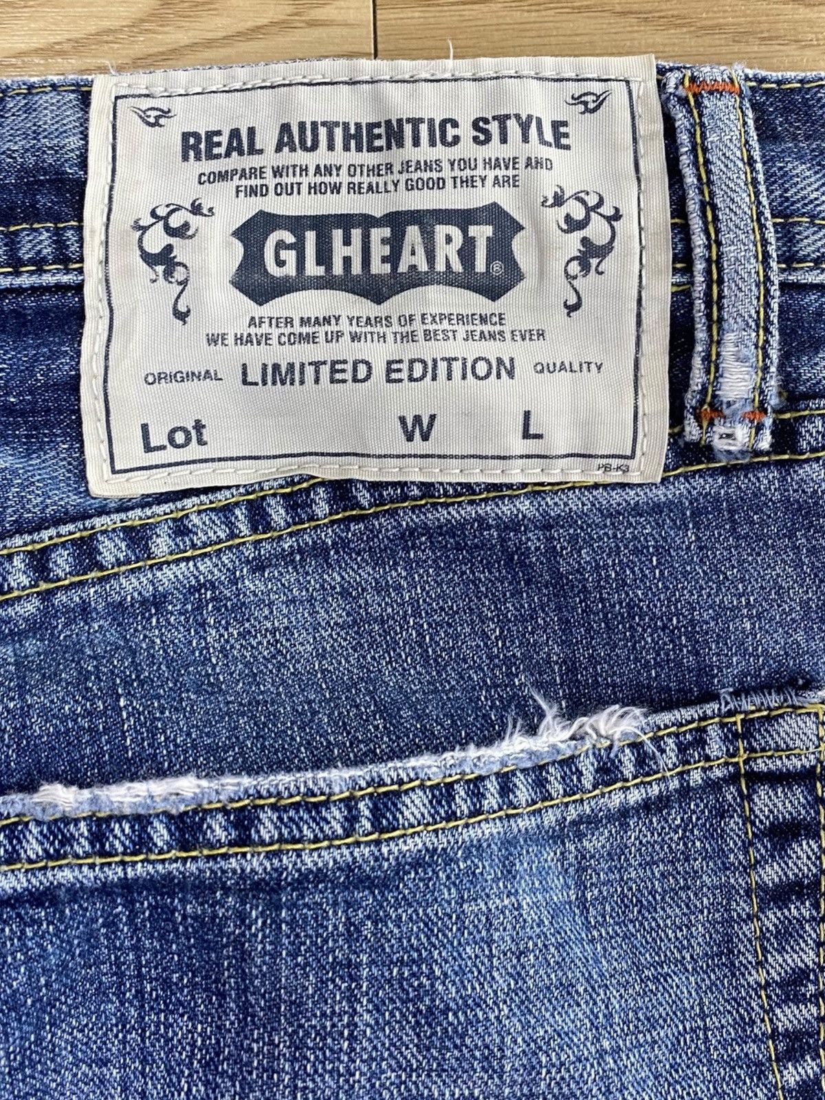 Japanese Brand Japanese Brand Rusty Faded Wash Style Loose Jeans Size US 34 / EU 50 - 12 Thumbnail