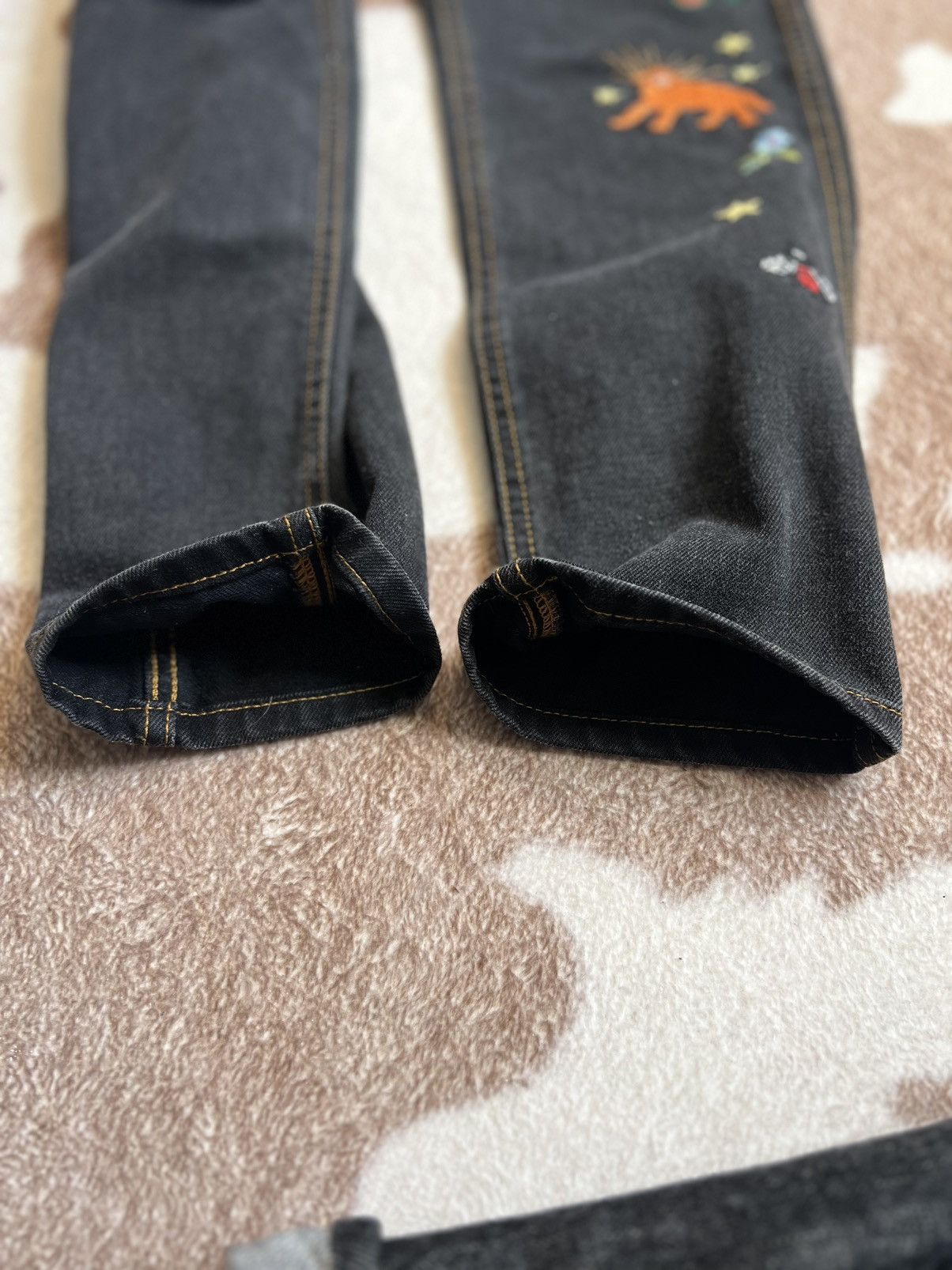 Gucci black embroidered gucci jeans Size US 29 - 12 Thumbnail