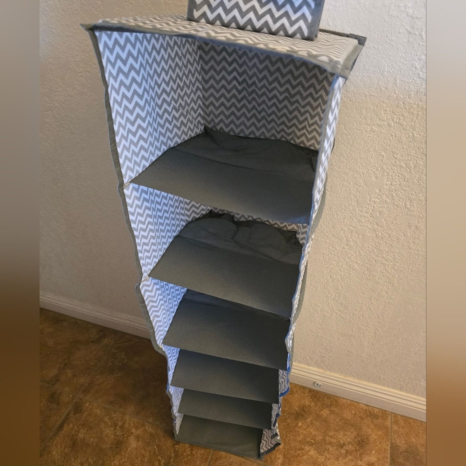 Other White Grey Chevron Closet Storage Organizer Size ONE SIZE - 2 Thumbnail