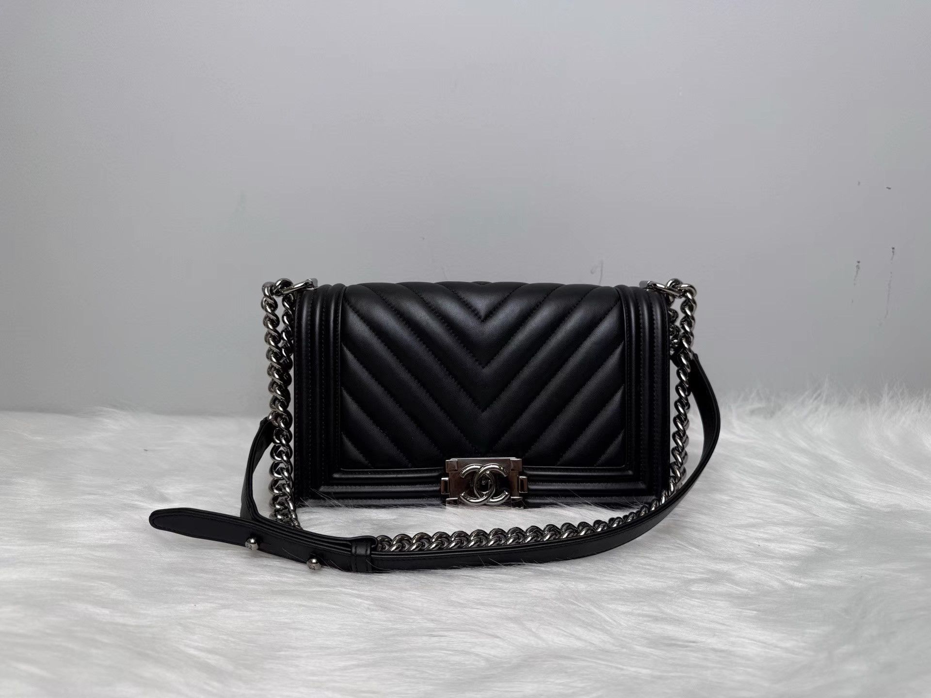 Chanel Chanel Leboy Flap Bag K36 Size ONE SIZE - 1 Thumbnail