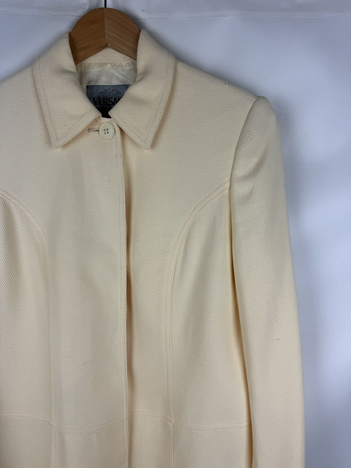 Versace Jeans Couture Versace Jeans Couture Vintage Ladies Viscose Blazer Jacket Size XS / US 0-2 / IT 36-38 - 3 Thumbnail