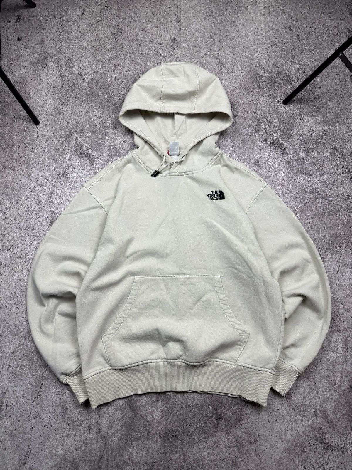 The North Face Vintage The North Face Hoodie Sweatshirt Large White Rare Size US L / EU 52-54 / 3 - 1 Thumbnail