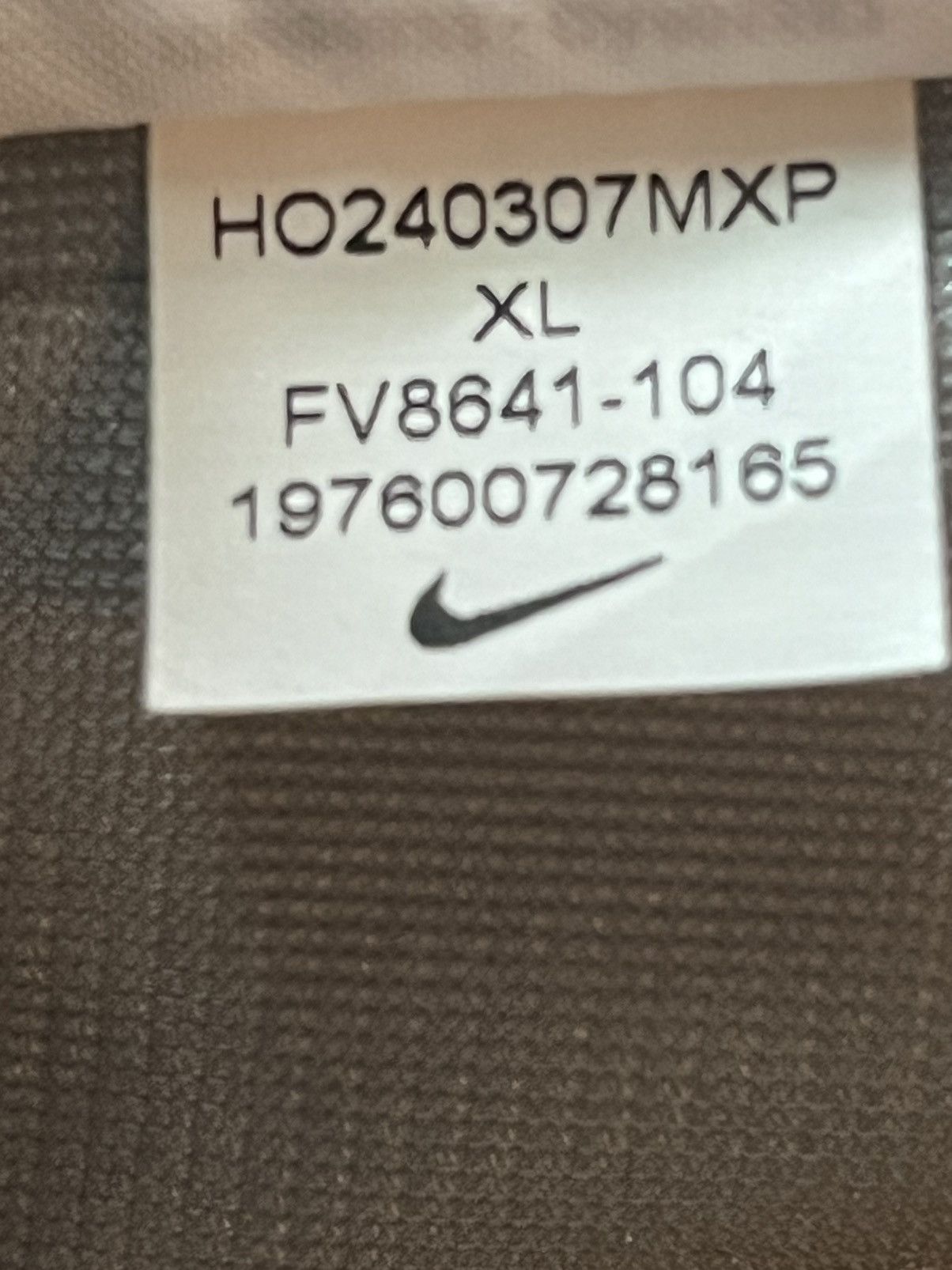 Nike Nike ACG Gore-Tex ADV Jacket (FV8641-104) Men’s Size XL Size US XL / EU 56 / 4 - 11 Thumbnail