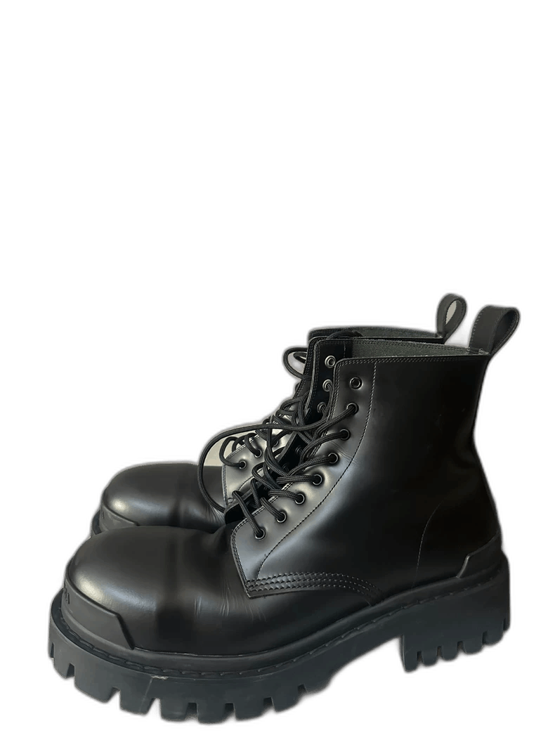 Balenciaga Balenciaga Strike Boots in Black Color Size 44 Size US 10 / EU 43 - 1 Thumbnail