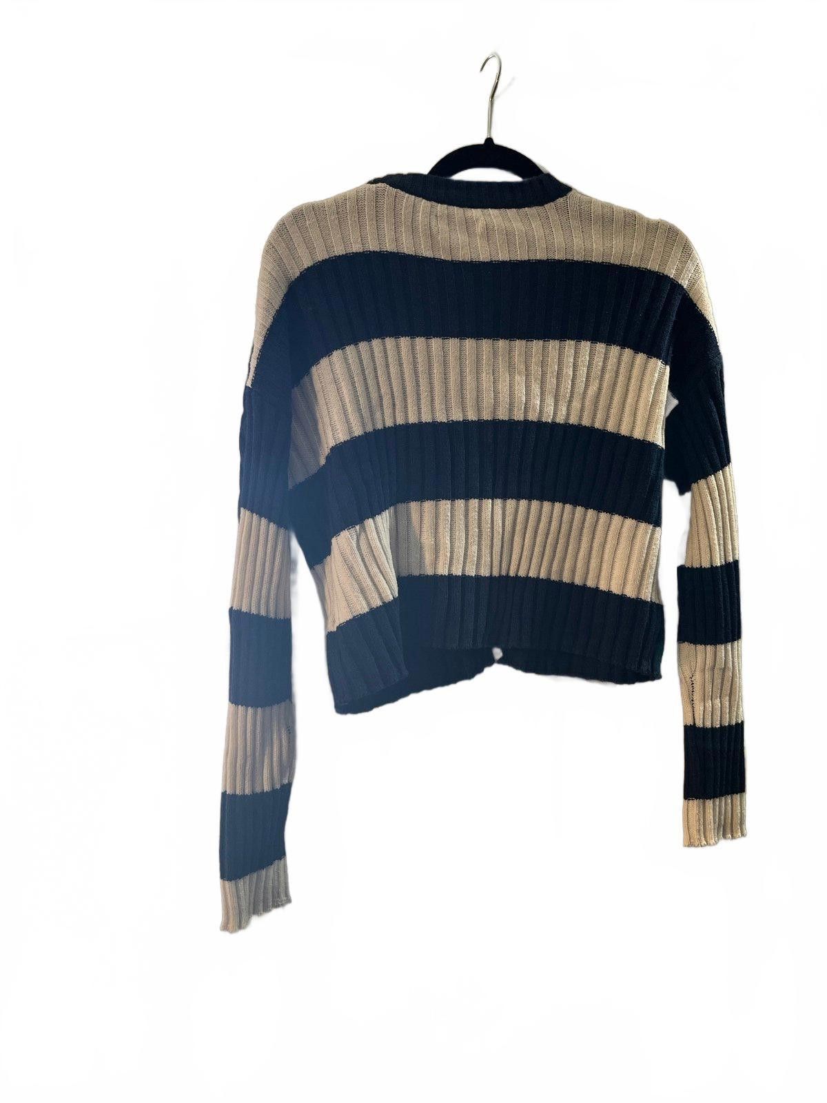 American Eagle Outfitters American Eagle Cropped Striped Cardigan Size M / US 6-8 / IT 42-44 - 3 Thumbnail
