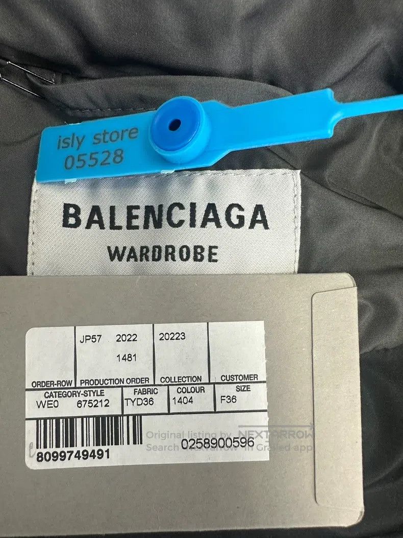 Balenciaga Balenciaga Solid Color Logo Micro-satin Jacket Size XS / US 0-2 / IT 36-38 - 4 Thumbnail