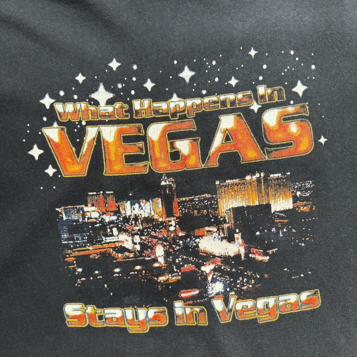 Alstyle × Fruition Vintage Y2K What Happens In Vegas… T-Shirt Size US L / EU 52-54 / 3 - 4 Thumbnail