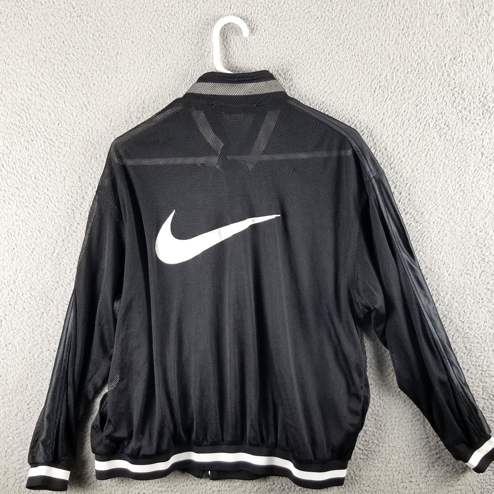 Nike VTG Nike Womens Check Sheer Full Zip Crop Jacket Medium 8-10 Sewn Center Swoosh Size M / US 6-8 / IT 42-44 - 2 Thumbnail
