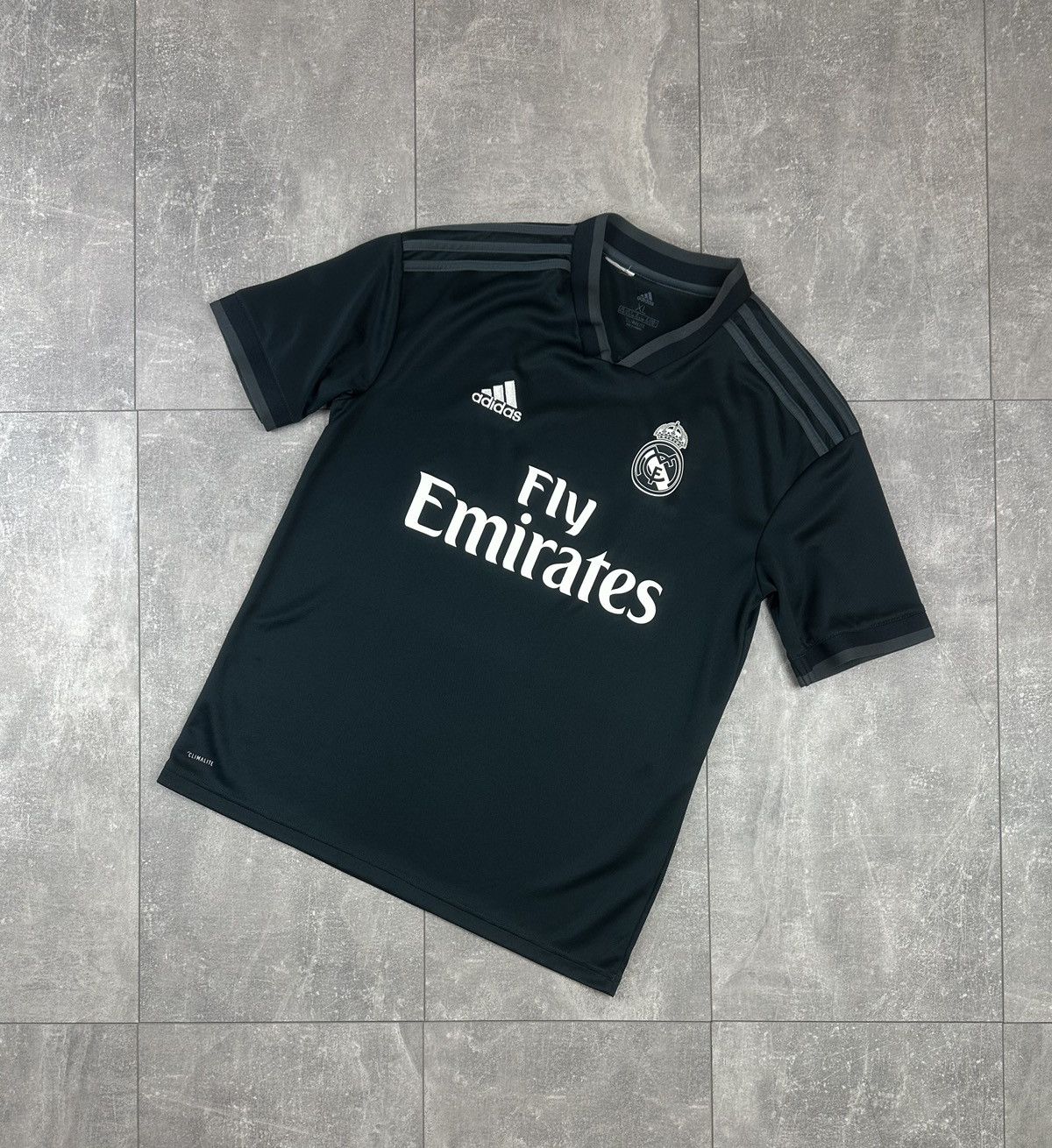 Adidas Adidas Real Madrid FC Away 2018/19 Soccer Football Jersey Size US S / EU 44-46 / 1 - 1 Thumbnail