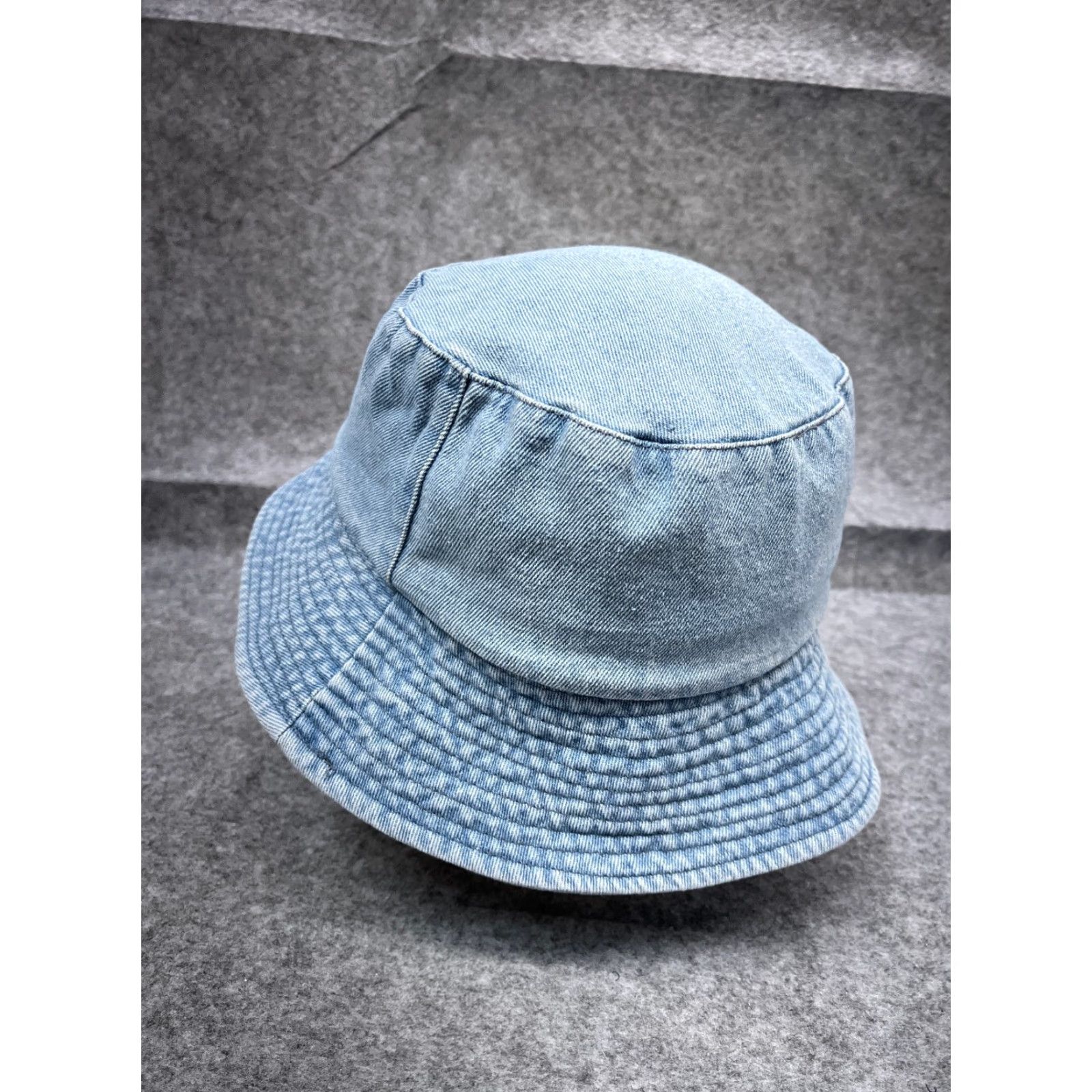 Forever 21 FOREVER 21 Bucket Hat Adult One Size Blue Denim Look Cotton Blend NEW Maui Forever 21 Bucket Hat Adult One Size Blue Denim Look # 95 Cotton Blend NEW Size ONE SIZE - 5 Thumbnail