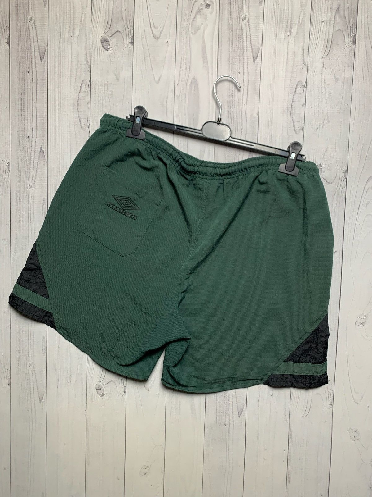 Umbro × Vintage Vintage Umbro pro training shorts size L green Size US 34 / EU 50 - 5 Thumbnail