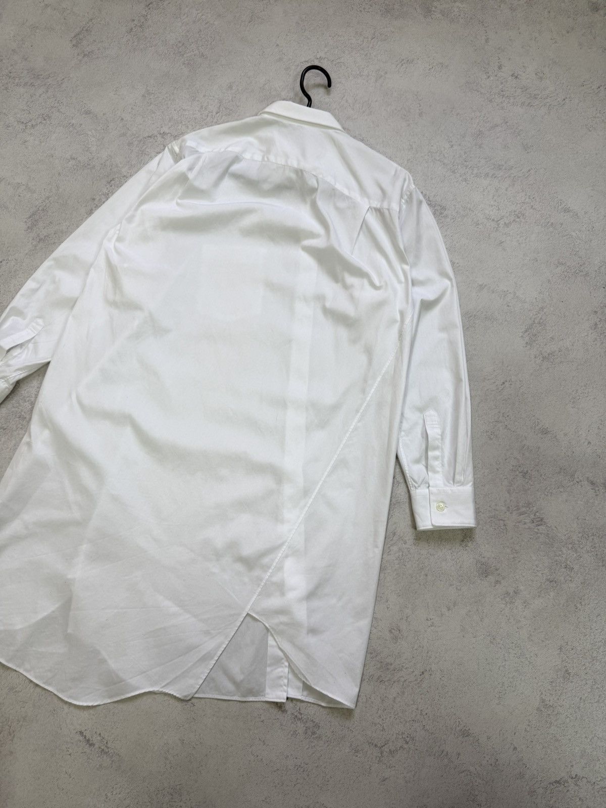 Comme des Garcons Comme Des Garcons Mens White Asymmetric Button Up Long Shirt Size US XS / EU 42 / 0 - 11 Thumbnail