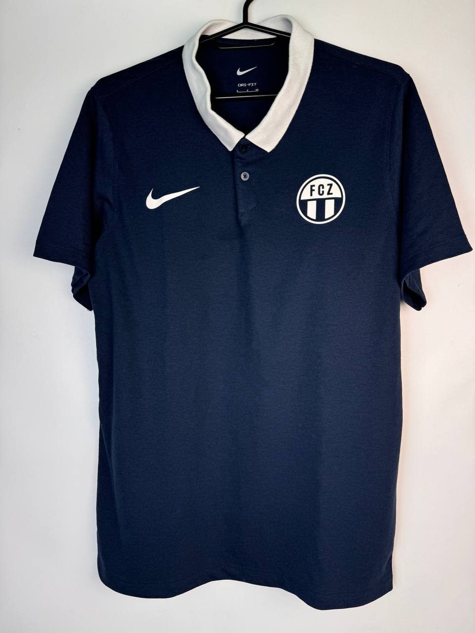 Nike Vintage sportswear Nike Zurich tee y2k sk8 streetwear Size US S / EU 44-46 / 1 - 1 Thumbnail