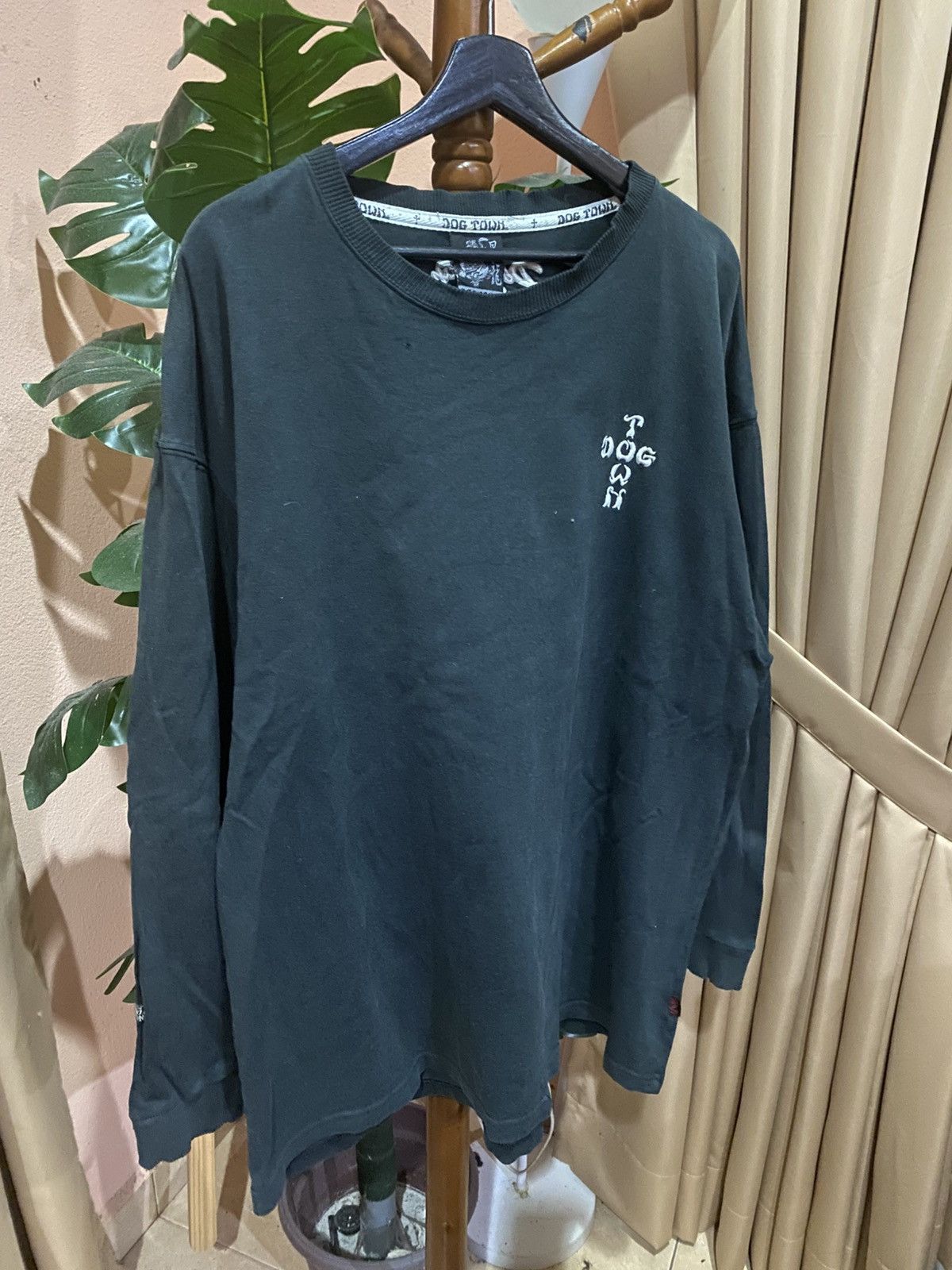 Dogtown Dogtown Black Dragon Cross Graphic Long Sleeve T-Shirt Size US XL / EU 56 / 4 - 7 Thumbnail
