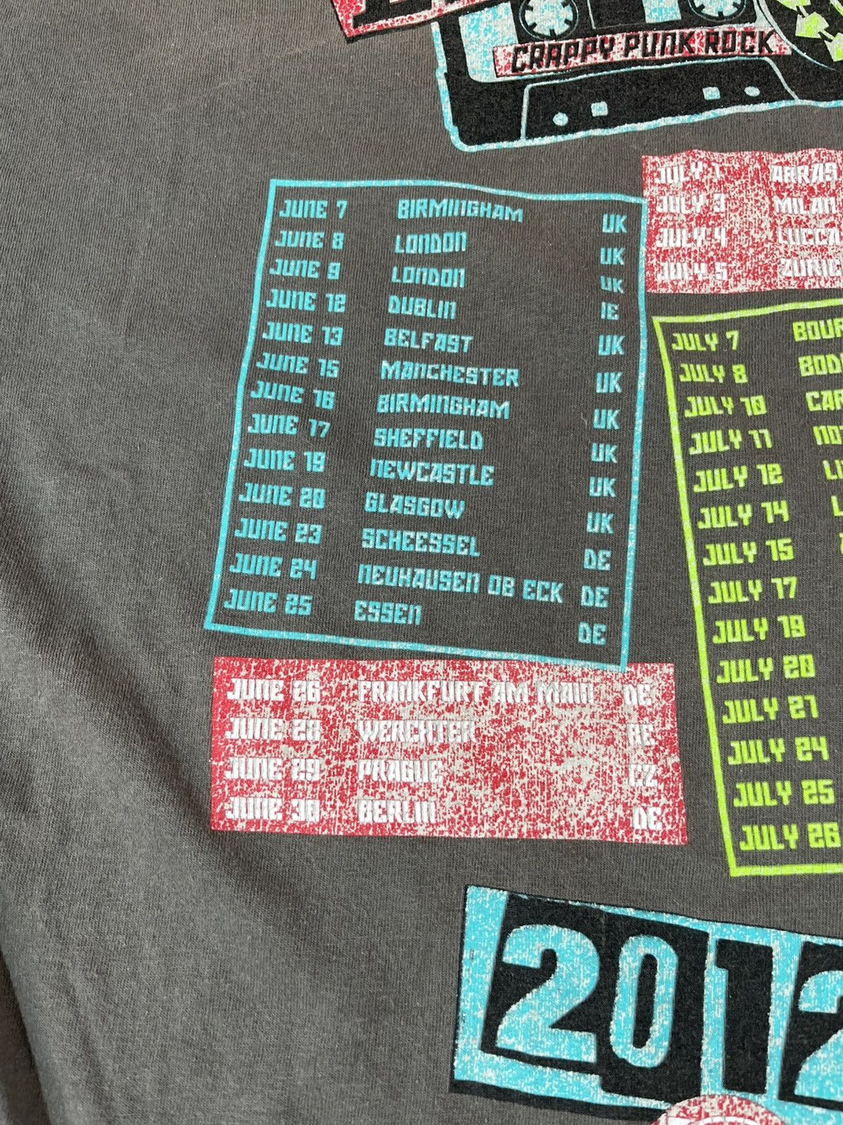 Band Tees Blink-182 2012 Tour T Shirt Crappy Punk Rock Band Size US L / EU 52-54 / 3 - 8 Thumbnail