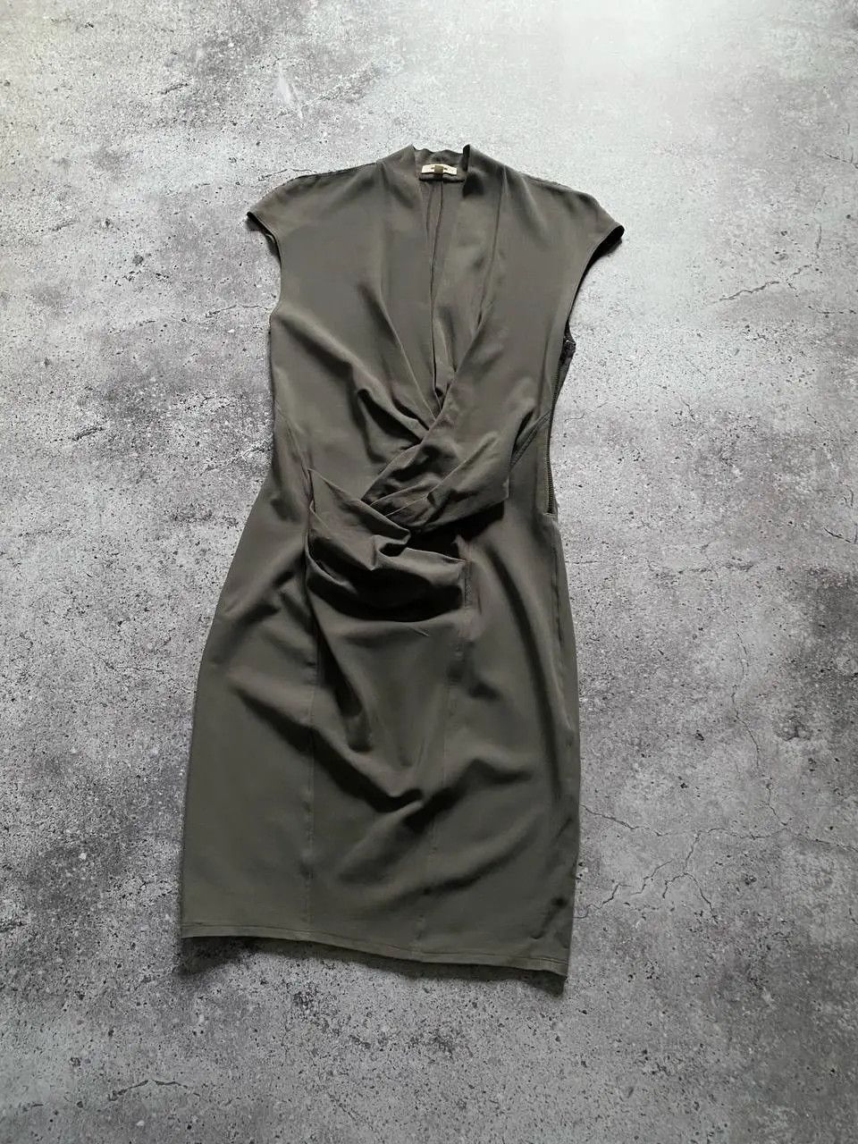 Helmut Lang HELMUT LANG V NECK DRAPED SHEAT SLEEVELESS PIXEL DRESS Size XS / US 0-2 / IT 36-38 - 2 Thumbnail