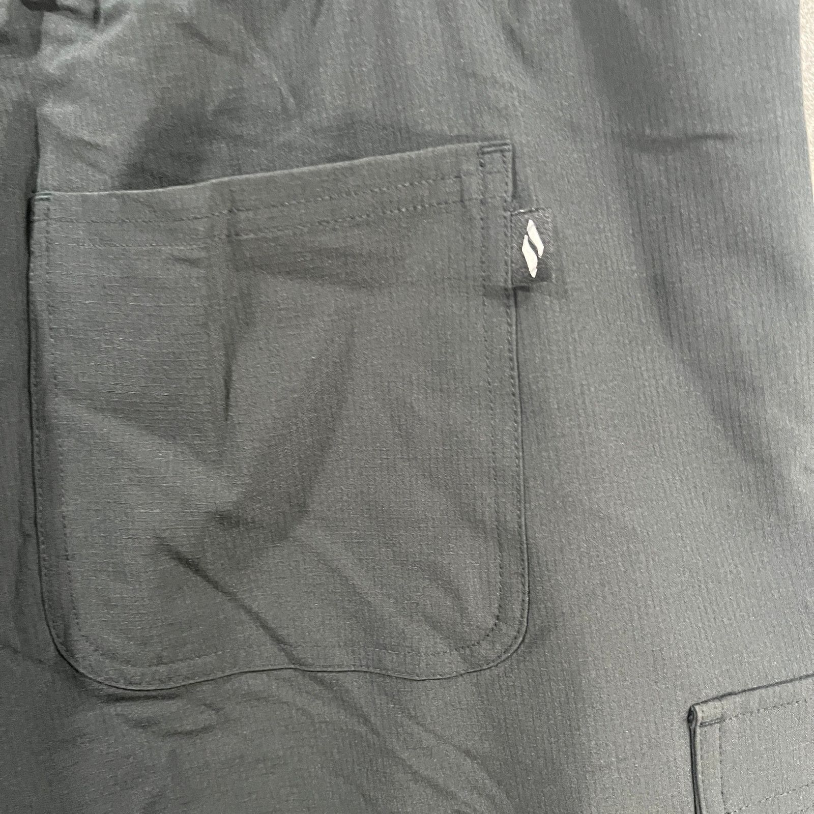 Other Skechers Incline Pocket 9'' Shorts Bold Black, Size 2X Size 42" / US 20 - 5 Thumbnail