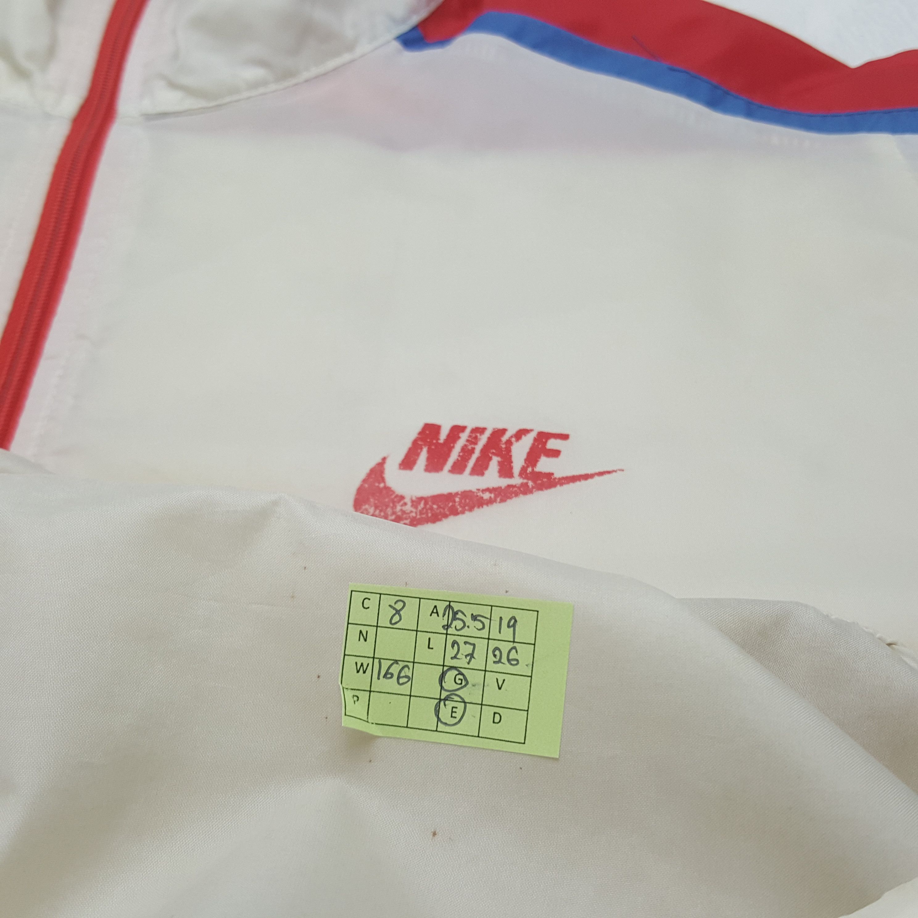 Nike Vintage NIKE Half Zipper Outdoor Windbreaker Jacket RR8 Size US L / EU 52-54 / 3 - 8 Thumbnail