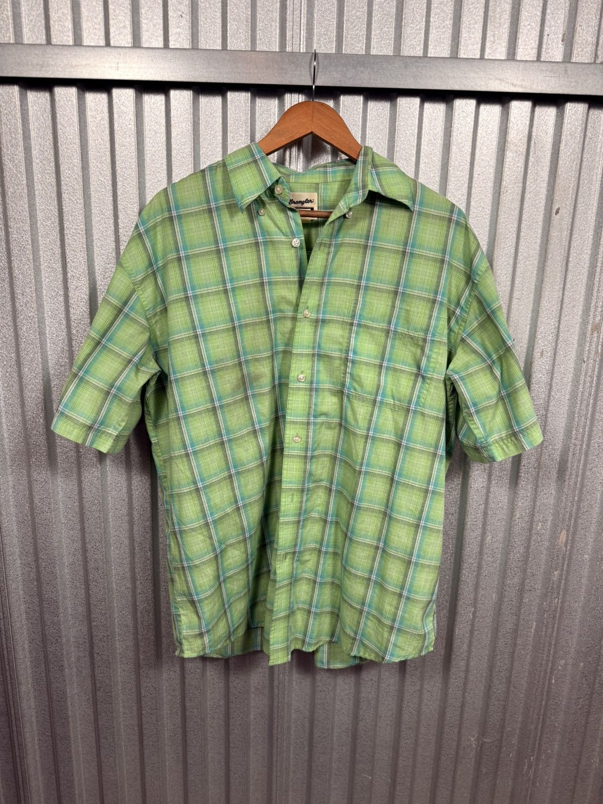 Wrangler Vintage Wrangler Short Sleeve Button Up Western Plaid Shirt Size US L / EU 52-54 / 3 - 1 Thumbnail