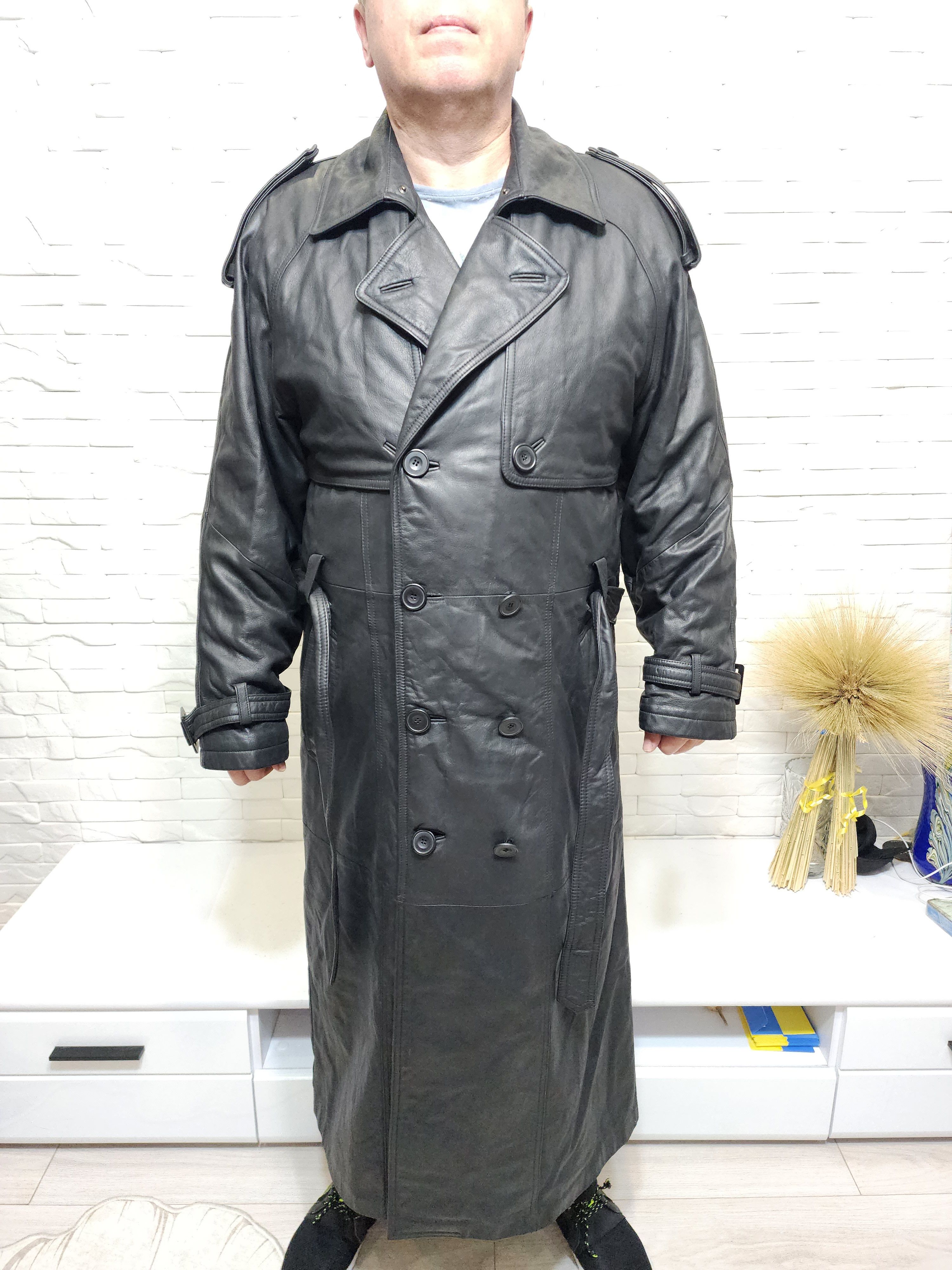 Uniqlo Black Leather Long Coat: Men's Raincoat With Fur Lining. Size US L / EU 52-54 / 3 - 1 Thumbnail