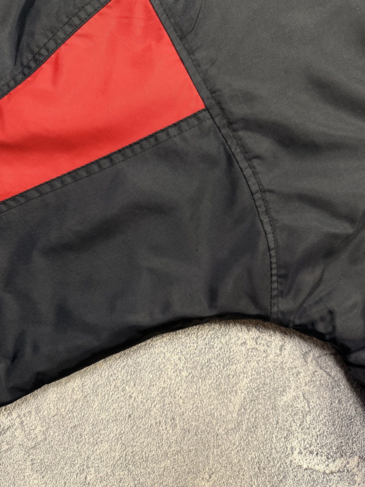 Umbro Vintage Umbro Manchester United Jacket Football soccer Size US M / EU 48-50 / 2 - 11 Thumbnail