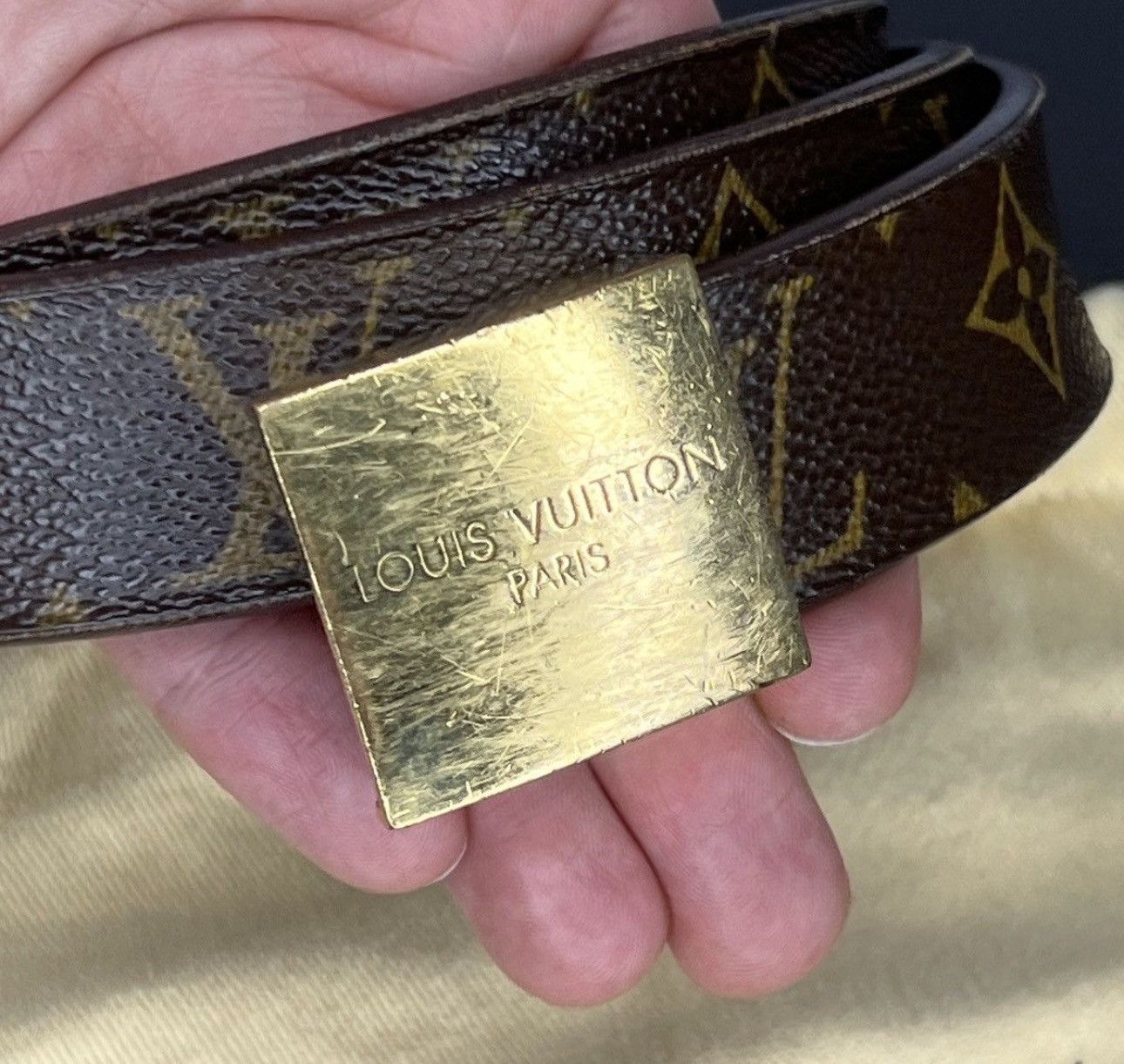 Louis Vuitton Louis Vuitton logo belt Size 36 - 2 Thumbnail