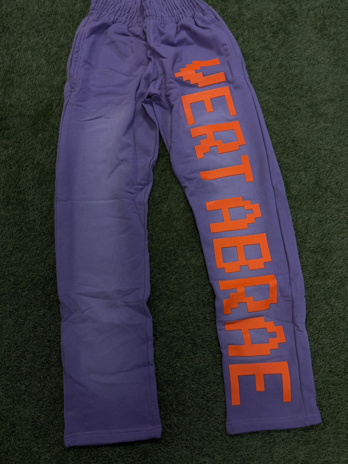 Vertabrae Vertabrae C-2 Sweatpants Purple Orange Size L (NEW) Size US 31 - 6 Thumbnail
