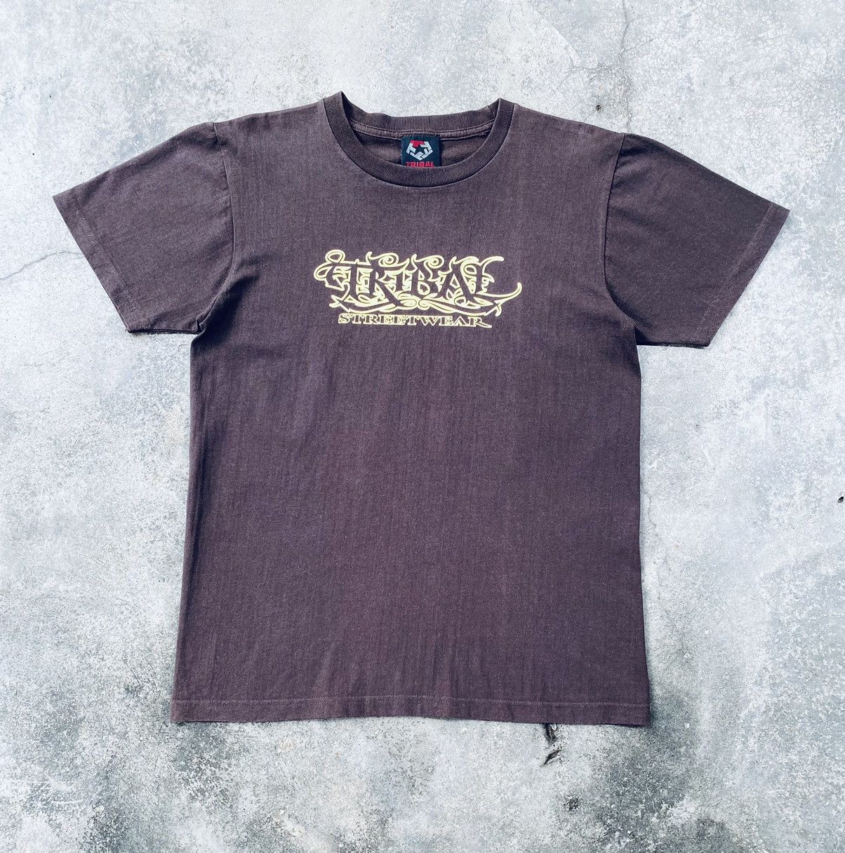 Tribal Streetwear Vintage Tribal Streetwear Brown Tees Size US S / EU 44-46 / 1 - 1 Thumbnail