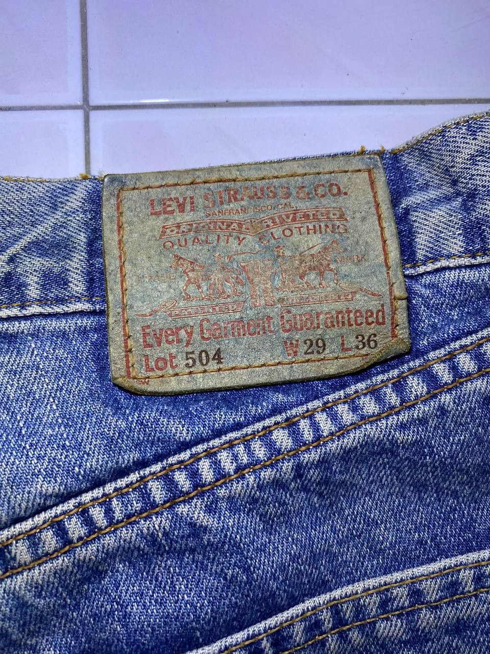 Levi's vintage levis 504 light wash denim nice design Size US 30 / EU 46 - 4 Thumbnail