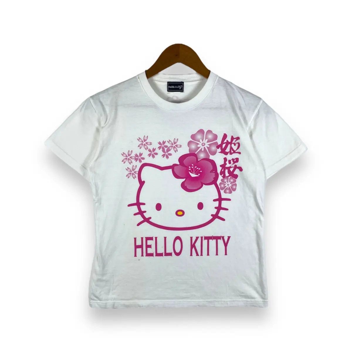 Cartoon Network Vintage HELLO KITTY Japanese Animated Cartoon Tee Shirt Size S / US 4 / IT 40 - 1 Thumbnail