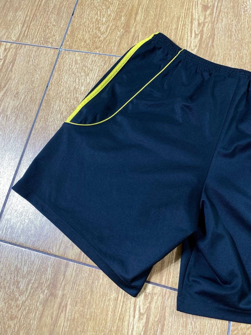 Adidas × Vintage Vintage Y2K Adidas Striped Running Soccer Shorts Size US 32 / EU 48 - 5 Thumbnail