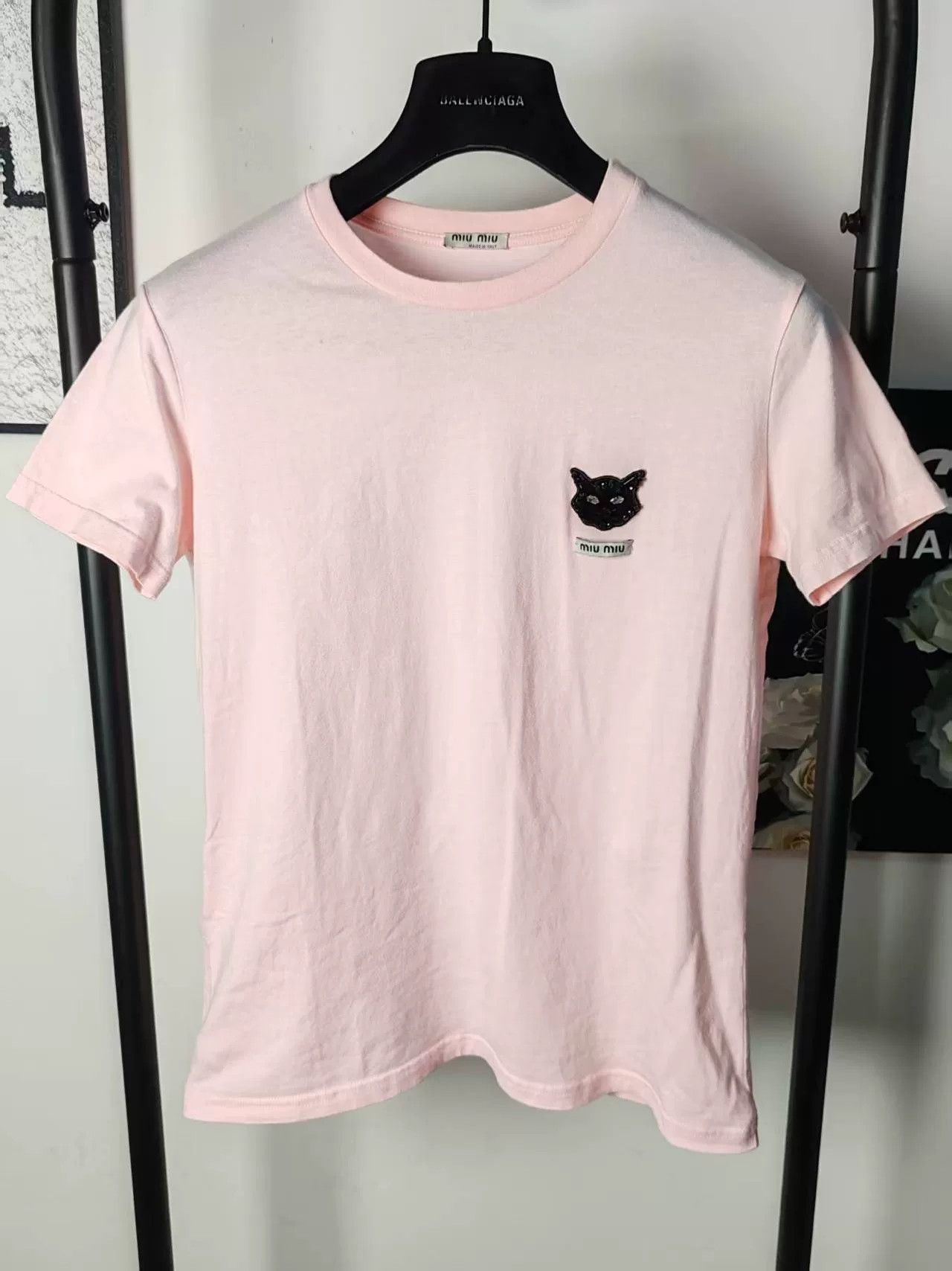Miu Miu Miu Miu White T-Shirt M Women Size M / US 6-8 / IT 42-44 - 1 Thumbnail