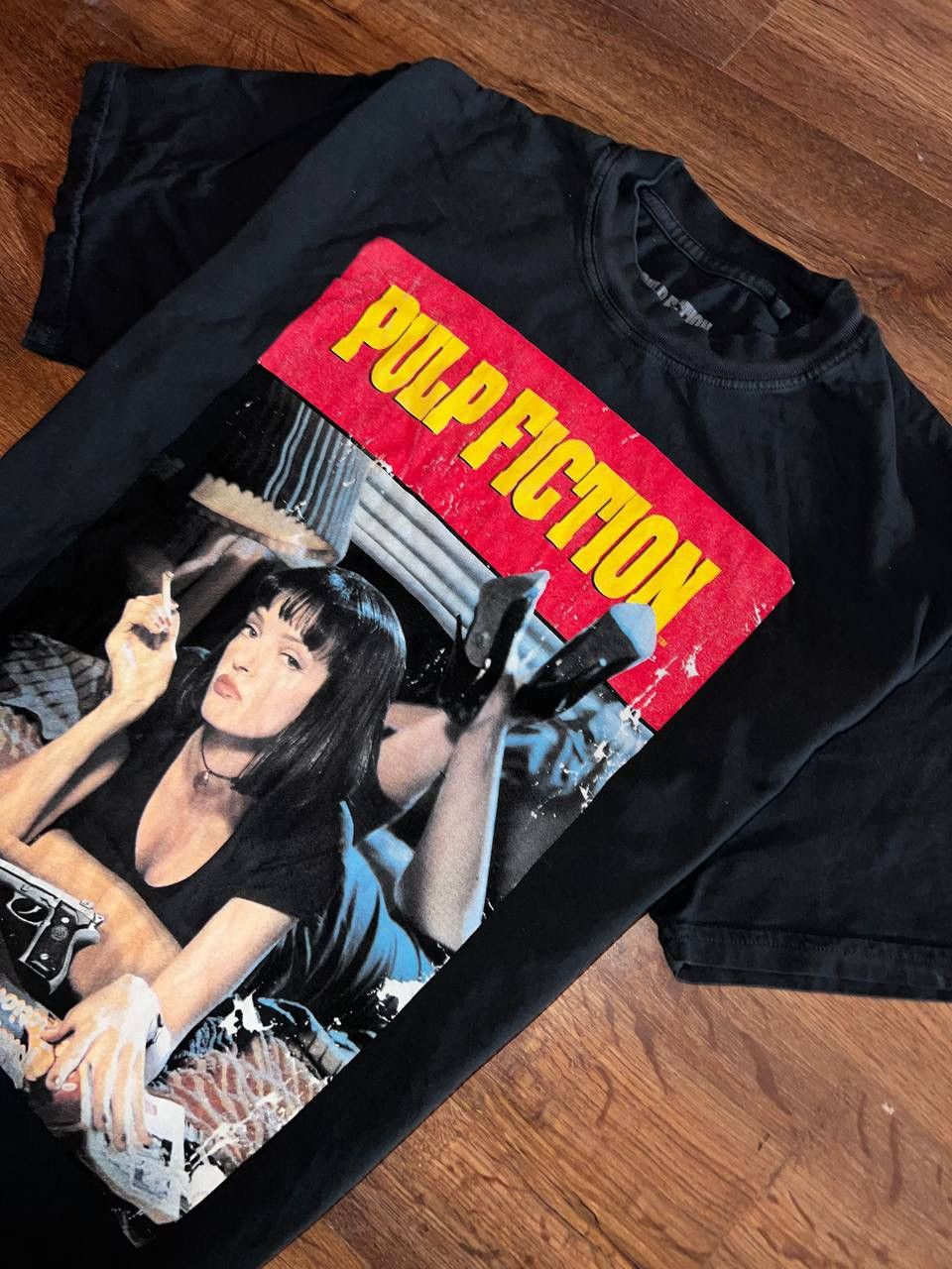 Vintage Vintage 1994 Pulp Fiction × Winterland Productions T-shirt Size US S / EU 44-46 / 1 - 3 Thumbnail