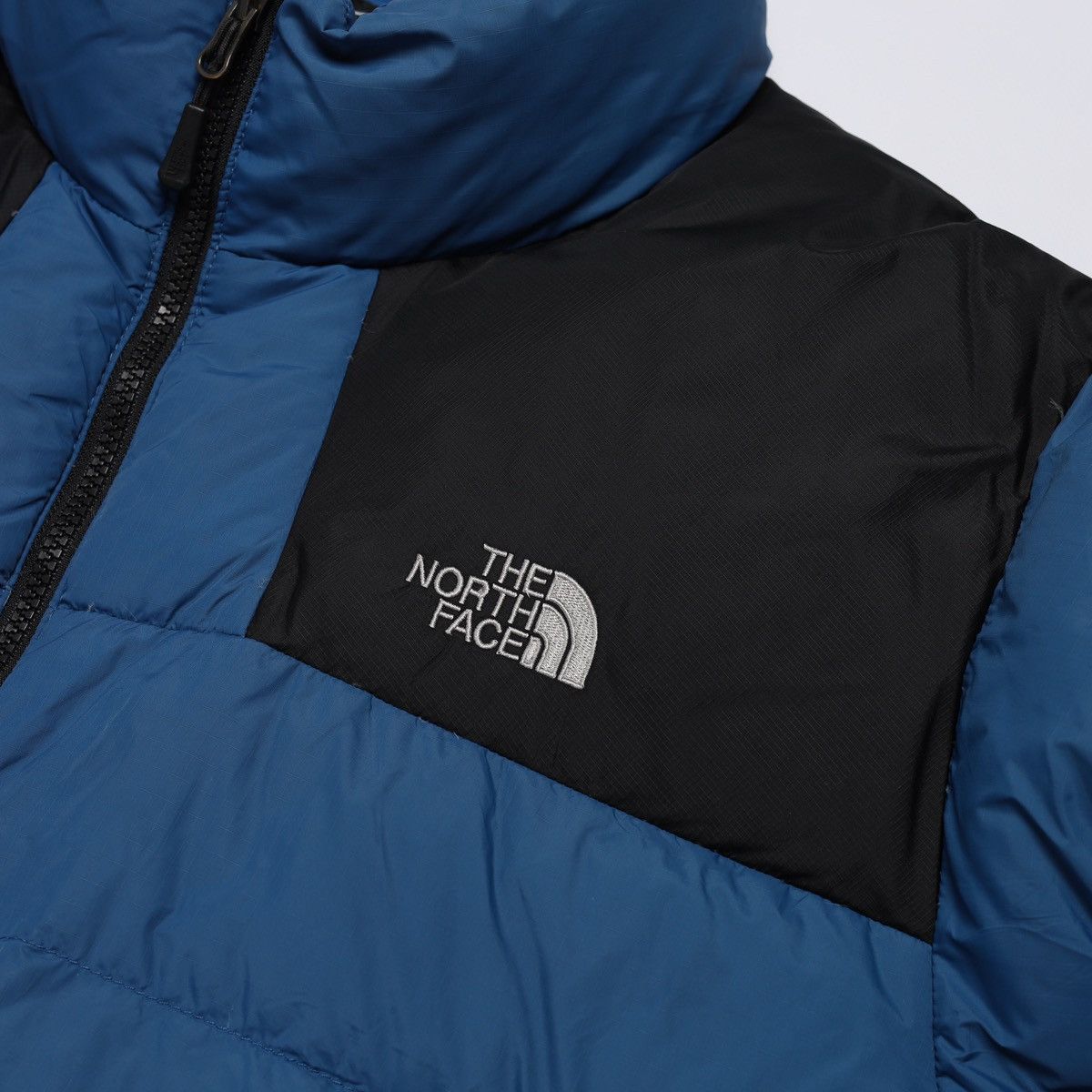 The North Face The North Face 700 Puffer Jacket Down Blue Black 1996 Nuptse Size US XL / EU 56 / 4 - 8 Thumbnail
