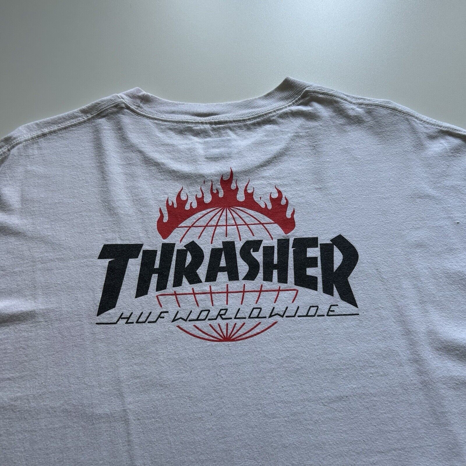 Huf Vintage HUF Thrasher Magazine Graphic T Shirt Men's XL White Size US XL / EU 56 / 4 - 2 Thumbnail