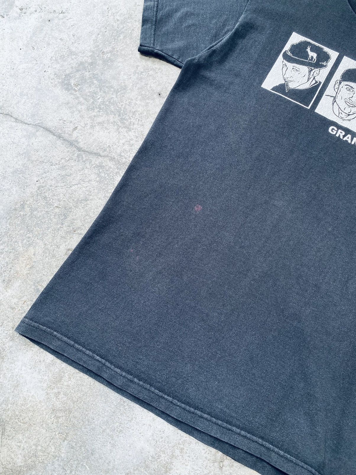 Band Tees Vintage 90s Grand Buffet Distressed Band Tees Size US M / EU 48-50 / 2 - 5 Thumbnail