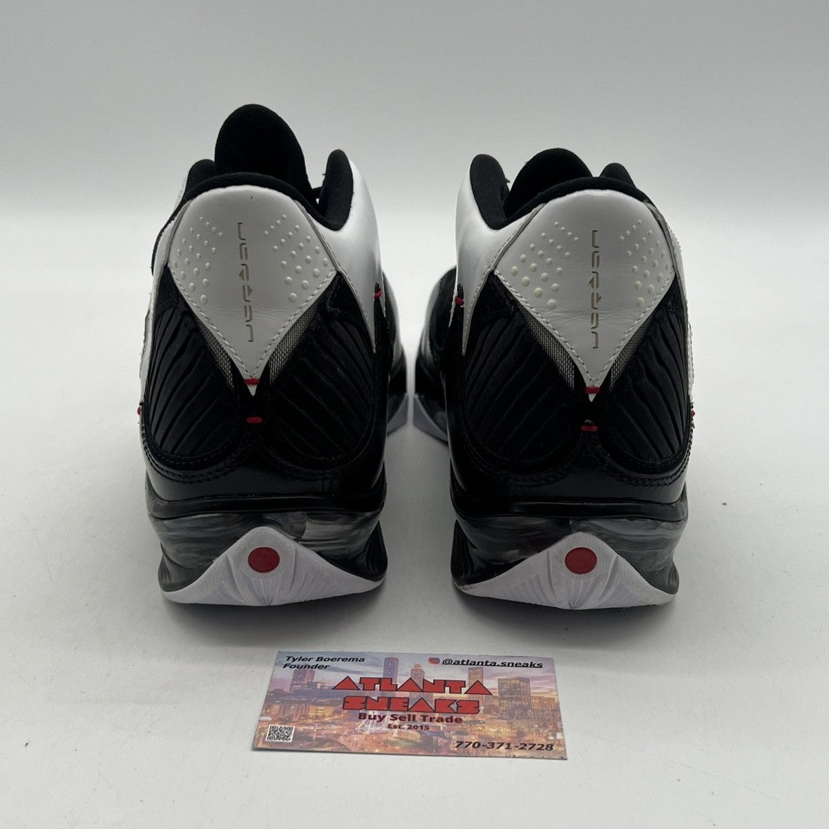 Jordan Brand Air Jordan 2009 black white Size US 10.5 / EU 43-44 - 3 Thumbnail