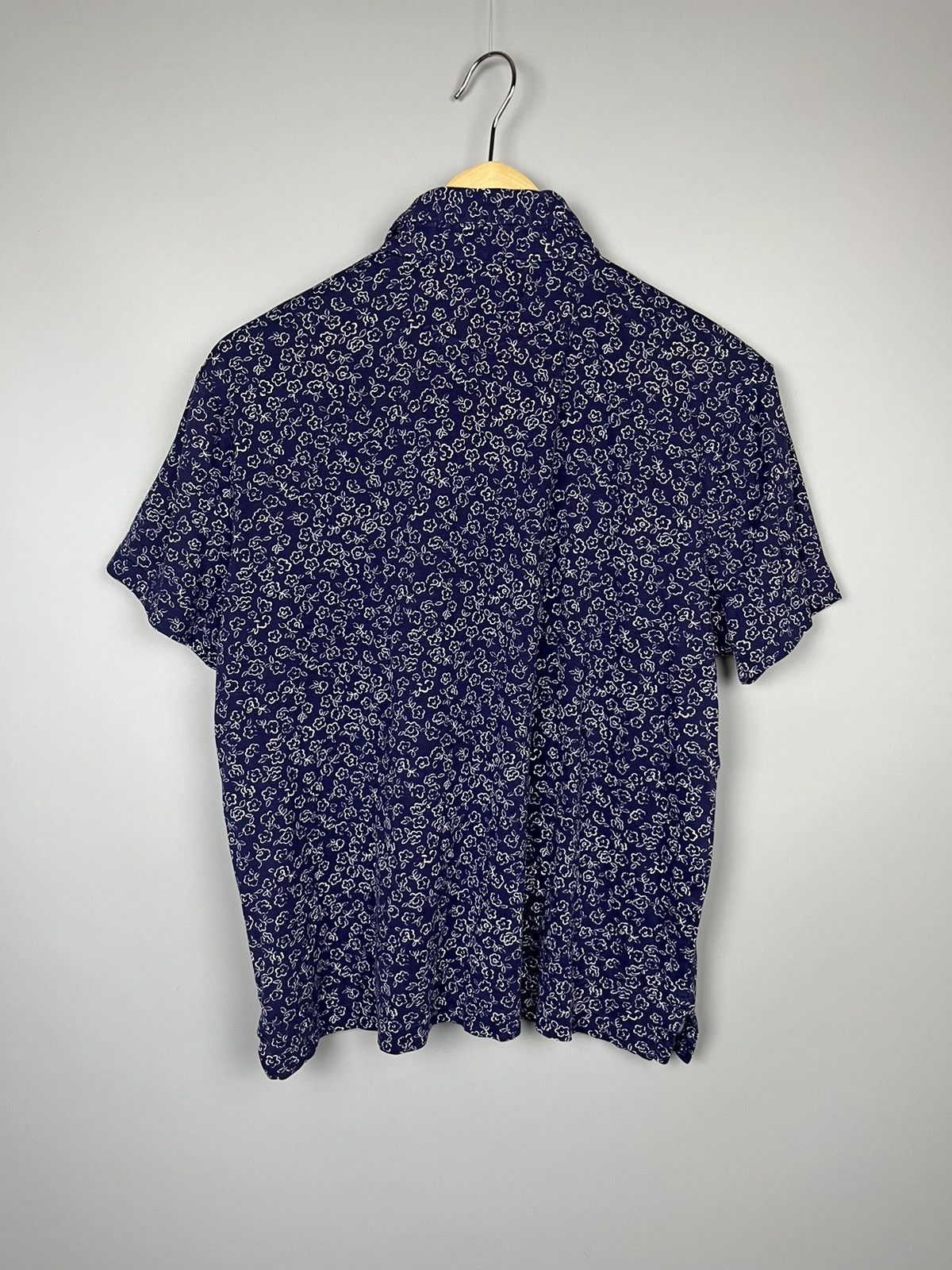 Polo Ralph Lauren (M) Polo Ralph Lauren flower print polo shirt Size US S / EU 44-46 / 1 - 7 Thumbnail