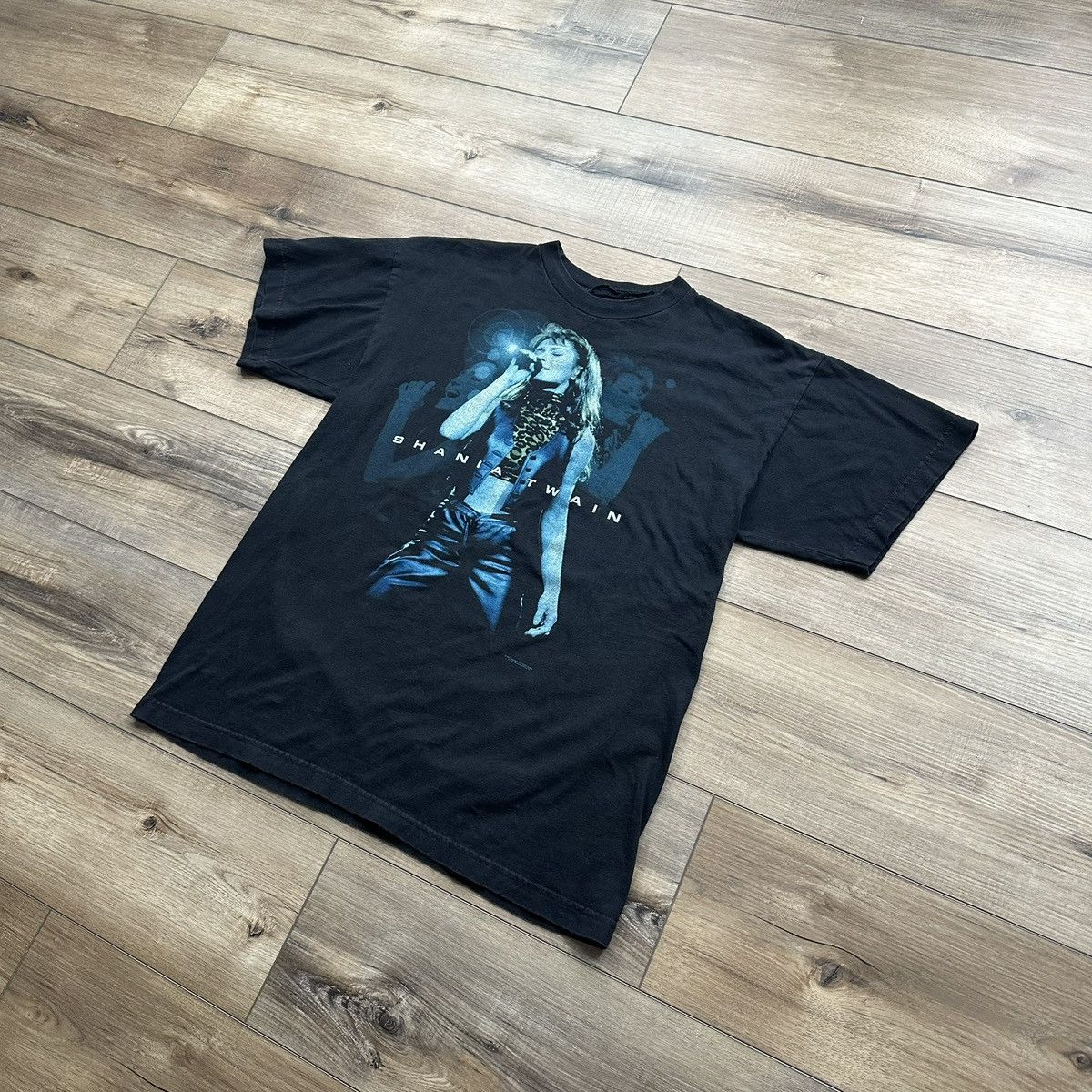 Other Vintage 1999 Shania Twain Come on Over Tour Tee Size US M / EU 48-50 / 2 - 3 Thumbnail