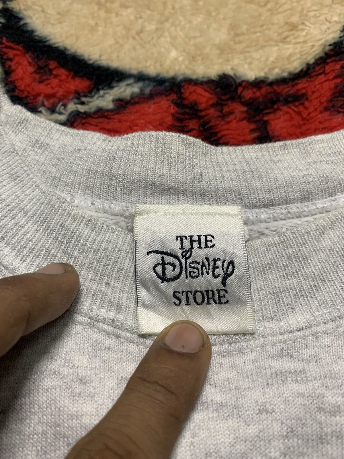 Disney VINTAGE MICKEY MOUSE EMOJI FACE RARE Size US M / EU 48-50 / 2 - 7 Thumbnail