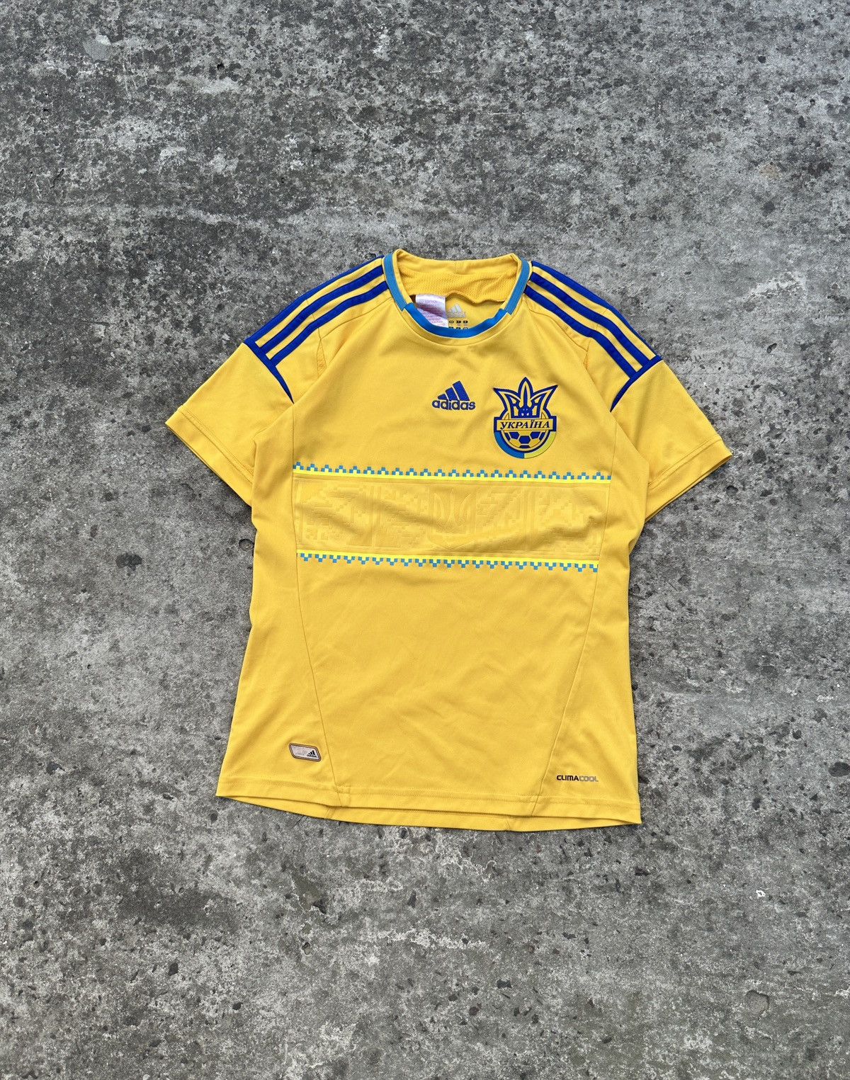 Vintage Ukraine Soccer Sweatshirt Streetwear Rare XS USA Y2K